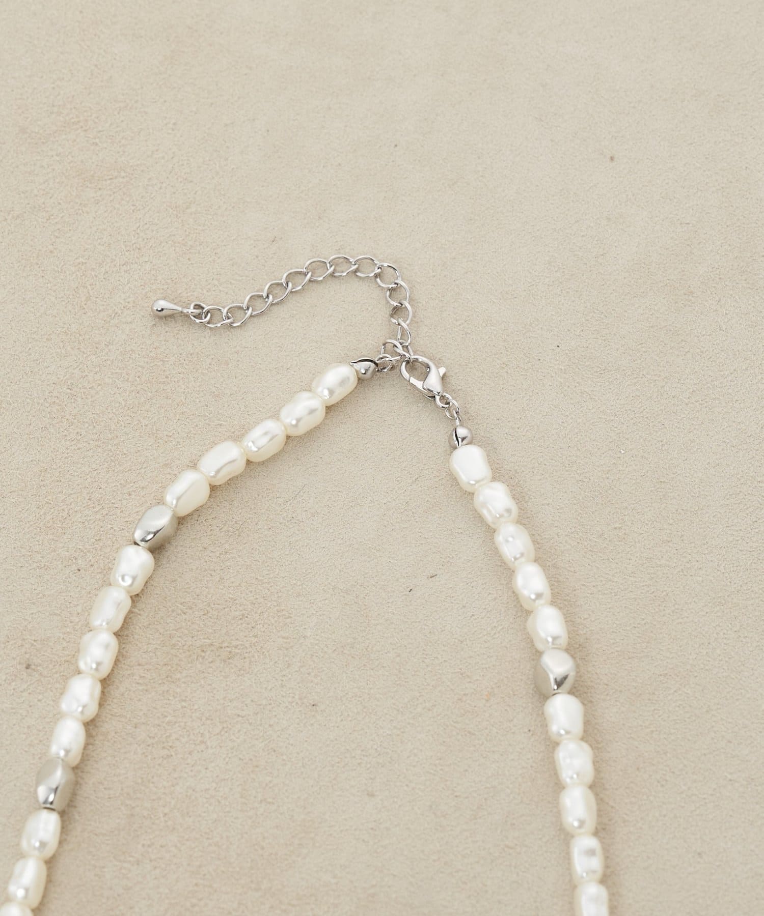 Jena　espace merveilleux(ジェナ　エスパスメルヴェイユ) ミックスパールネックレス