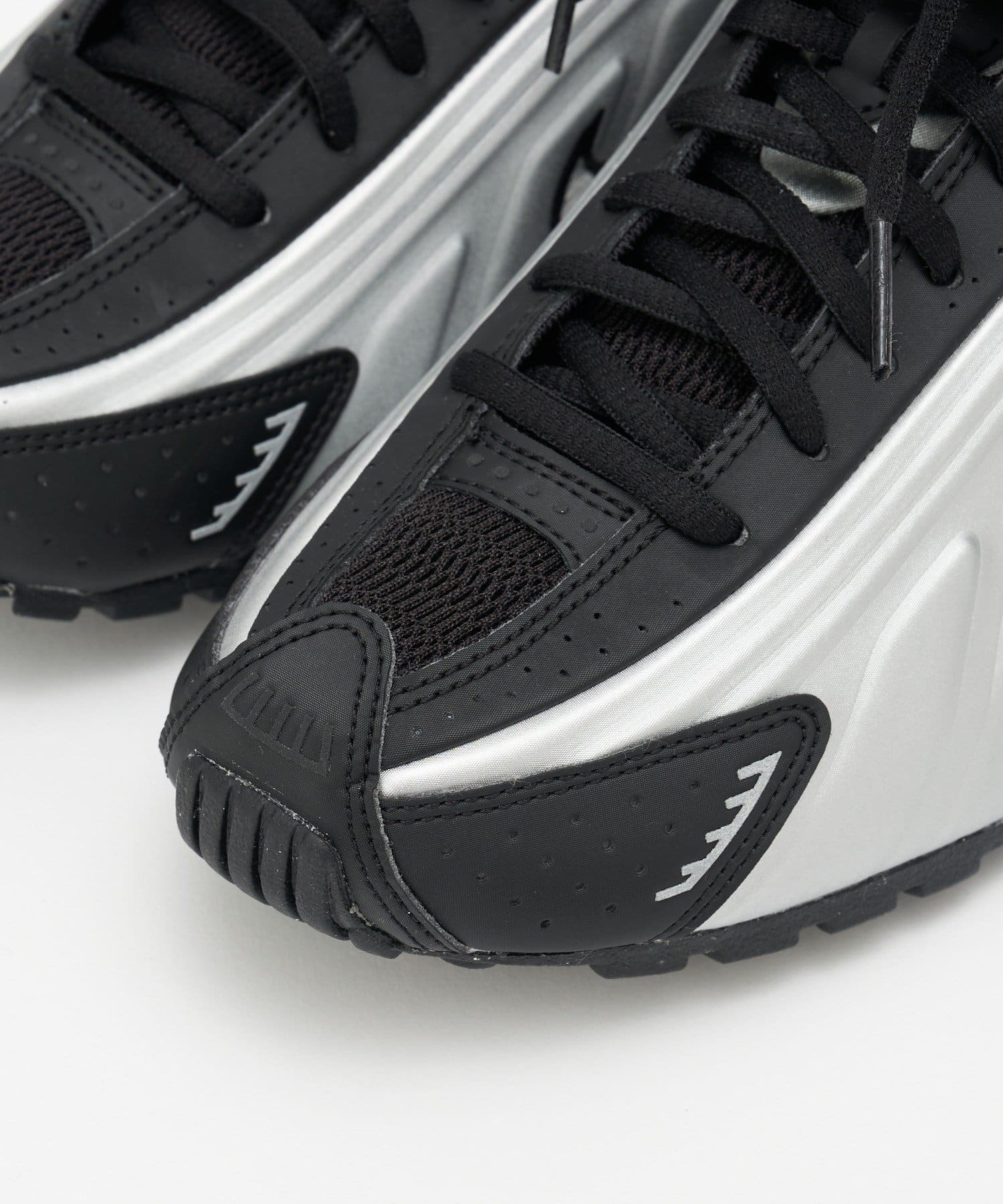 CIAOPANIC(チャオパニック) 【NIKE/ナイキ】ナイキ ショックス R4