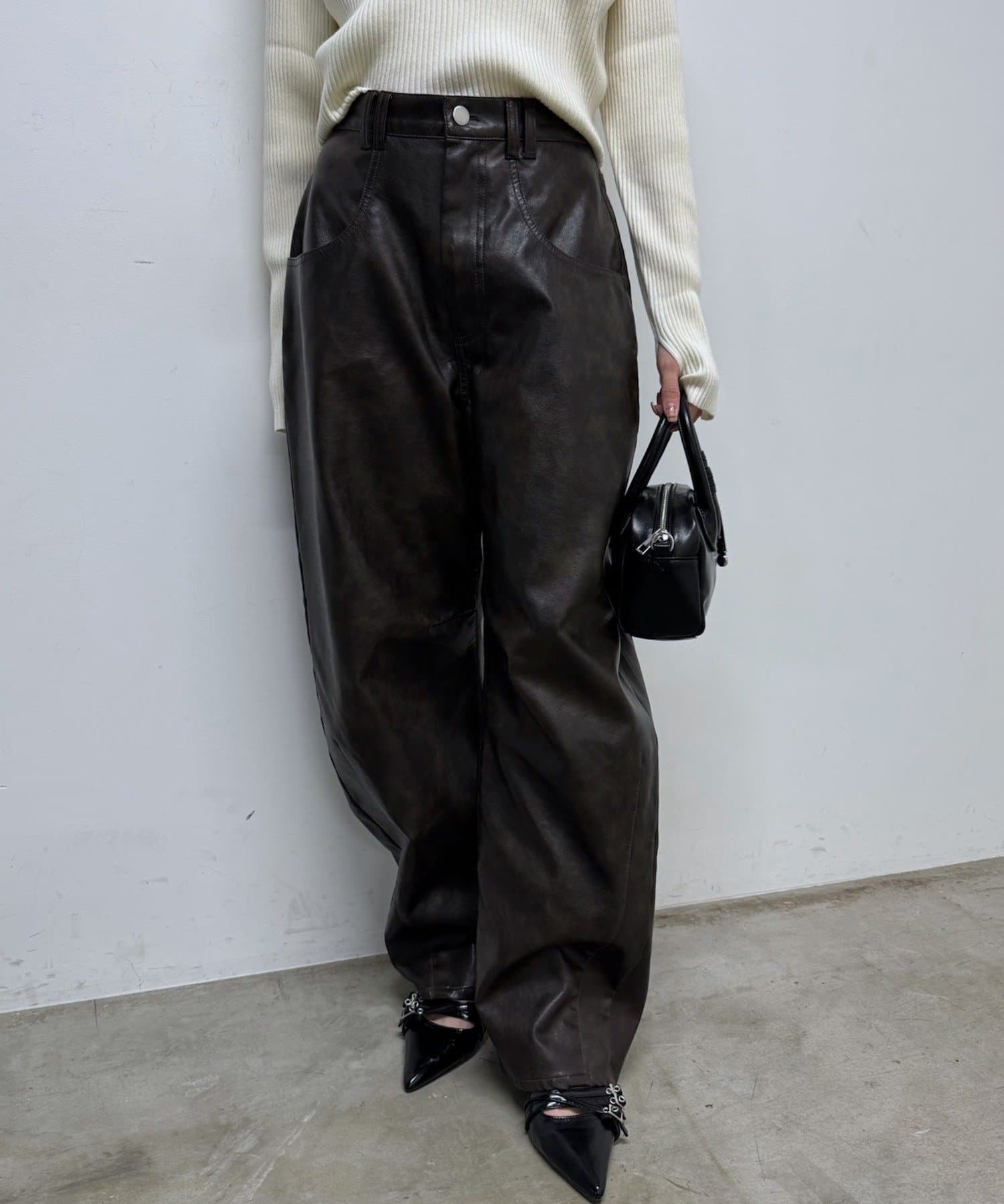 mline(エムライン) [mline]レザーカーブパンツ