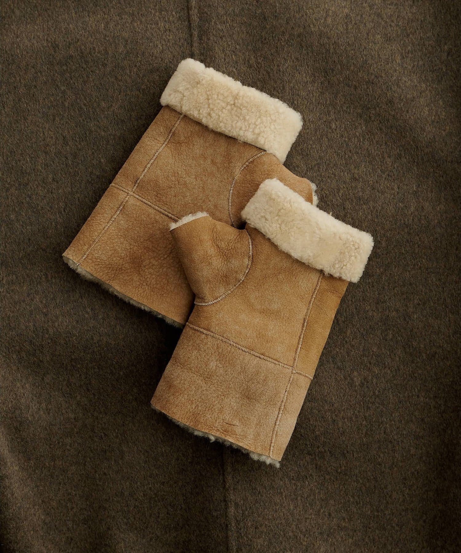 Whim Gazette(ウィム ガゼット) ムートングローブ