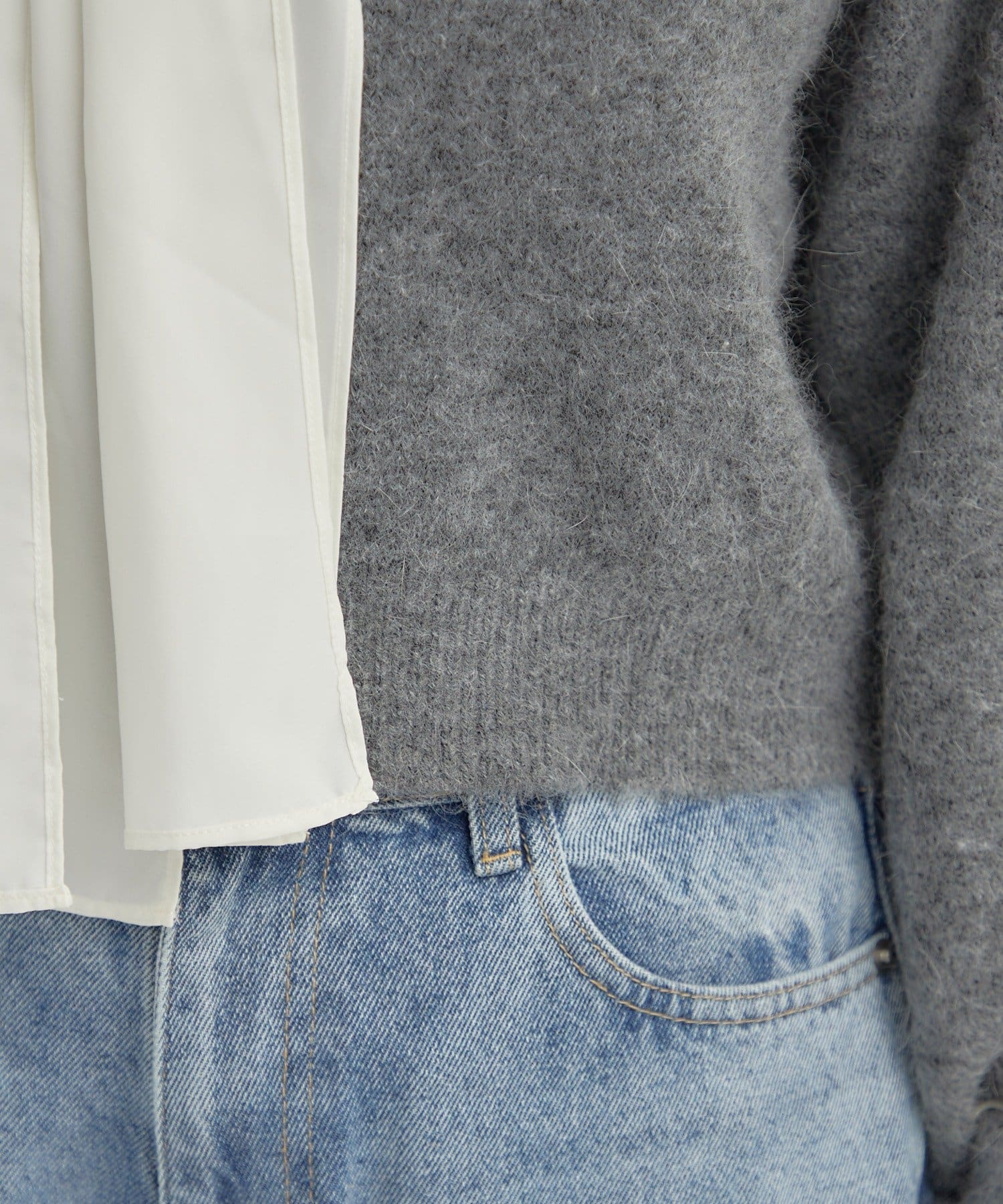 mystic(ミスティック) 《大きめのリボンで一枚で映えます◎》【リボンは取り外し可】リボン付きニットプルオーバー