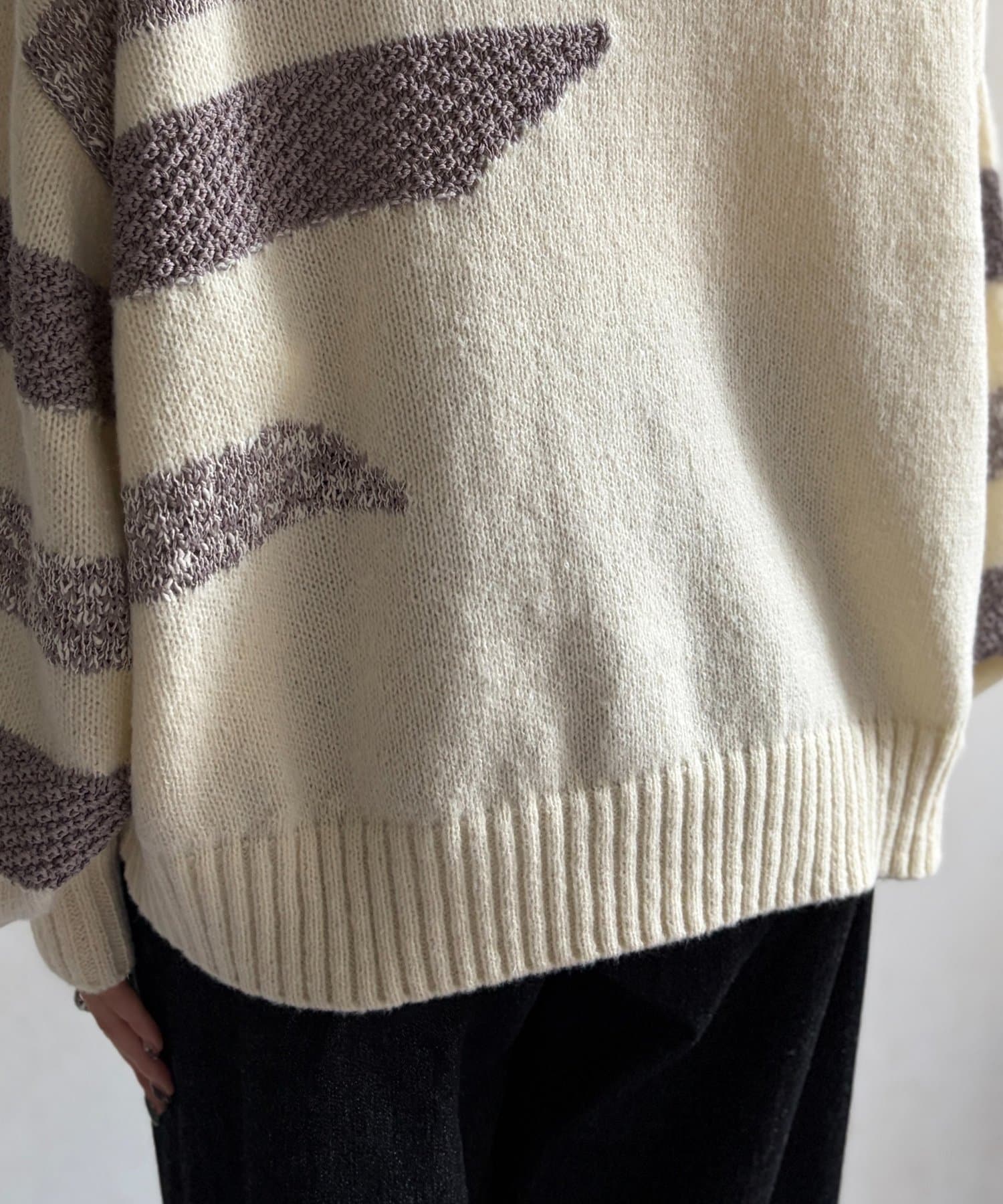 Chez toi(シェトワ) 柄見えボーダーニット