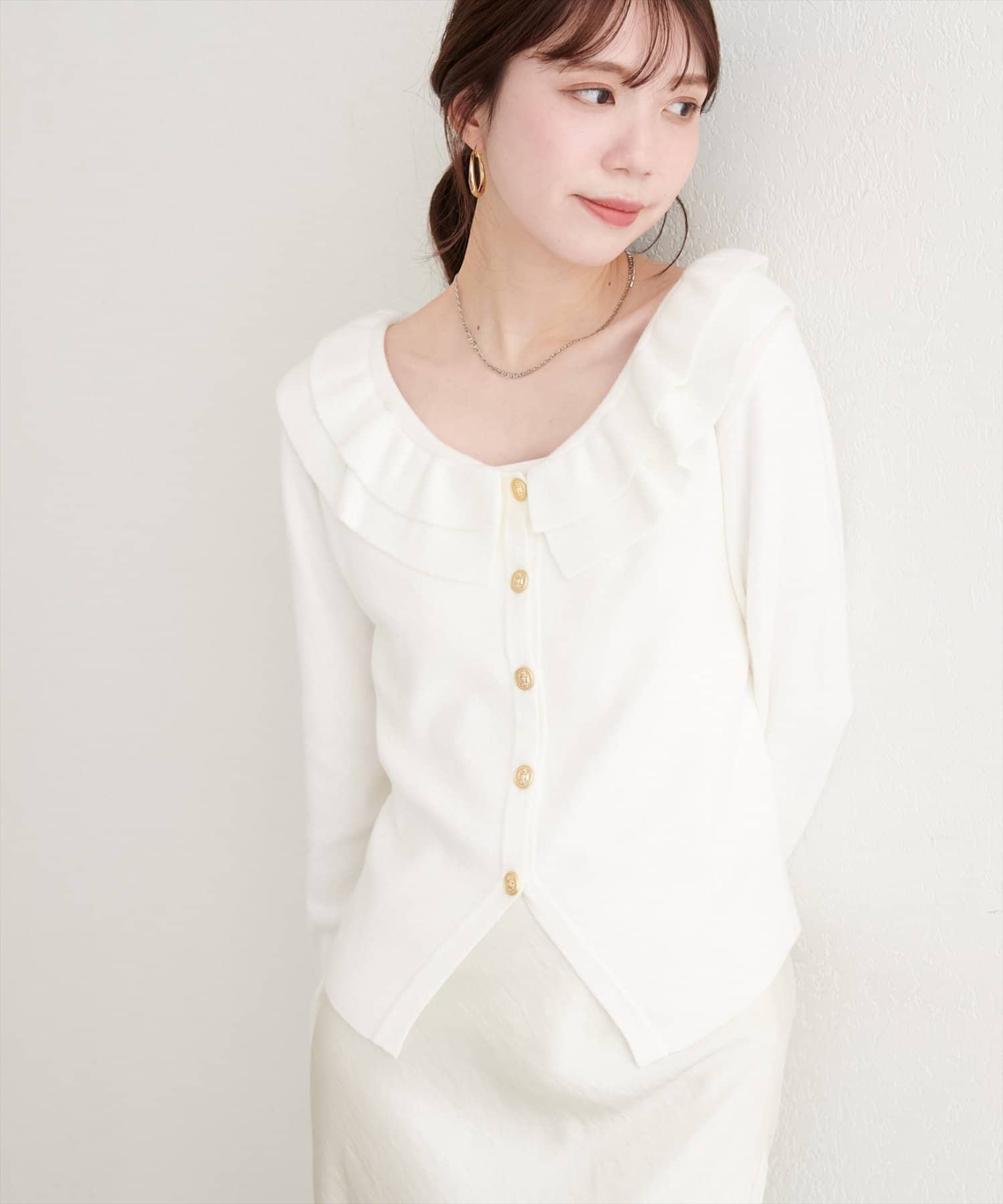 natural couture(ナチュラルクチュール) 【WEB限定】フリルカラーカーデ