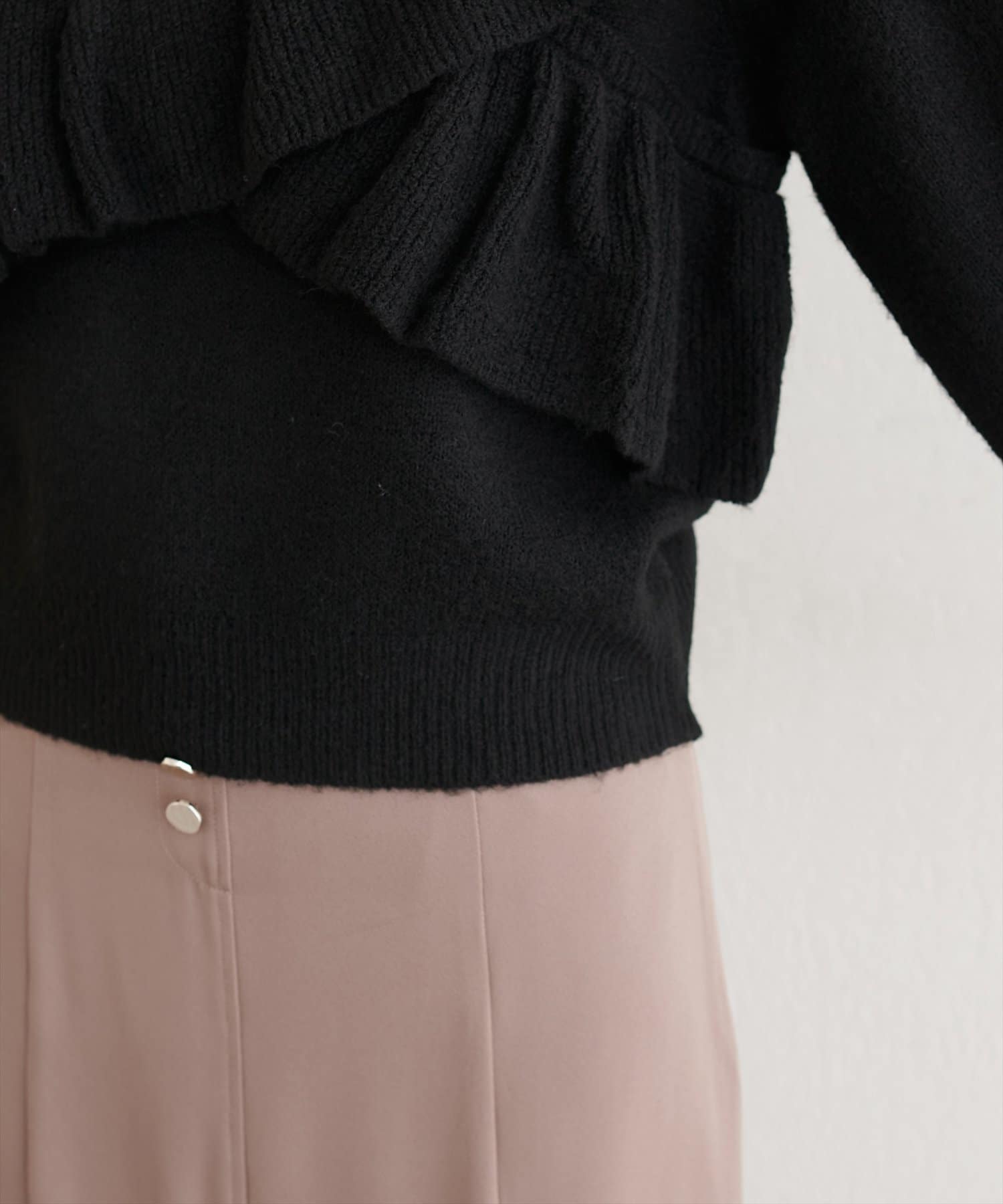 natural couture(ナチュラルクチュール) 【WEB限定】クロスフリルニット