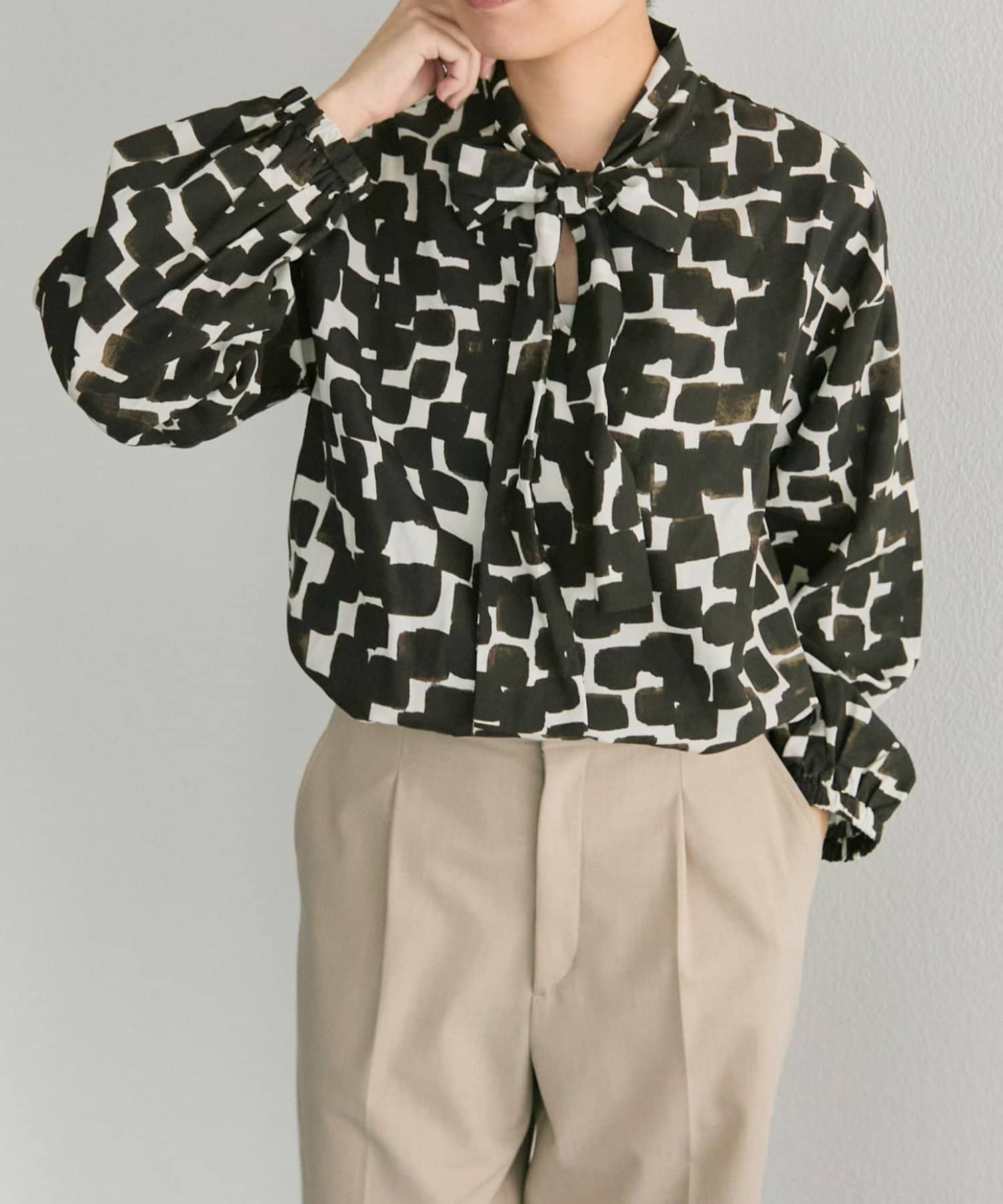 ear PAPILLONNER(イア パピヨネ) タイ付き/リボン付きブラウス【SUM1 STYLE(スミスタイル)】