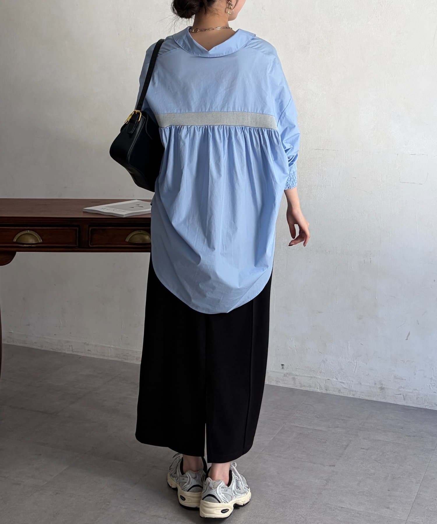 Chez toi(シェトワ) コットンBACKテープシャツ