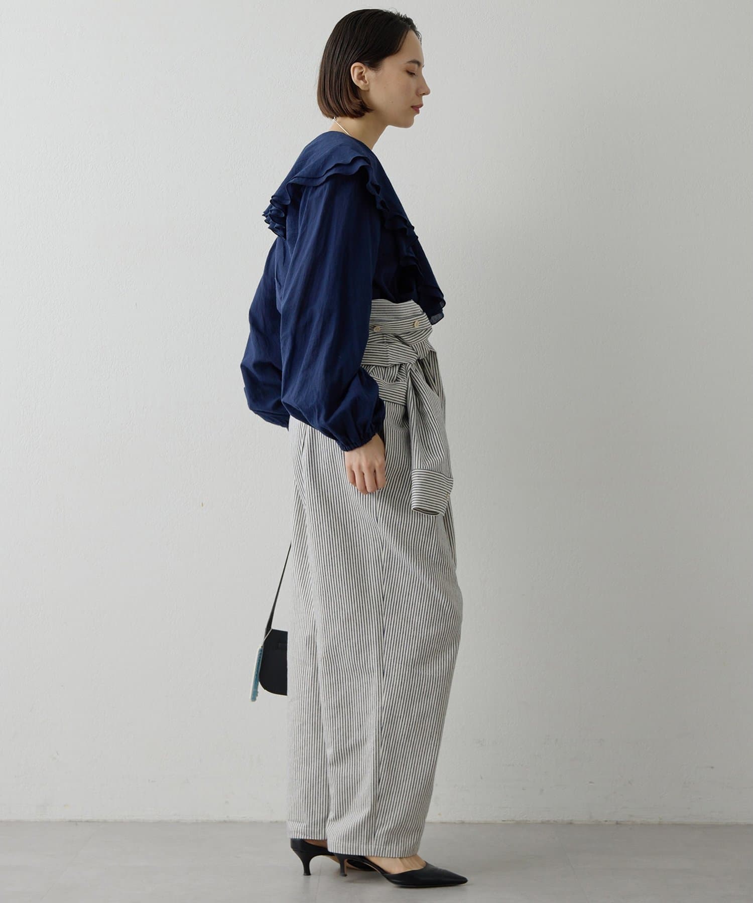 Whim Gazette(ウィム ガゼット) ローンフリルブラウス