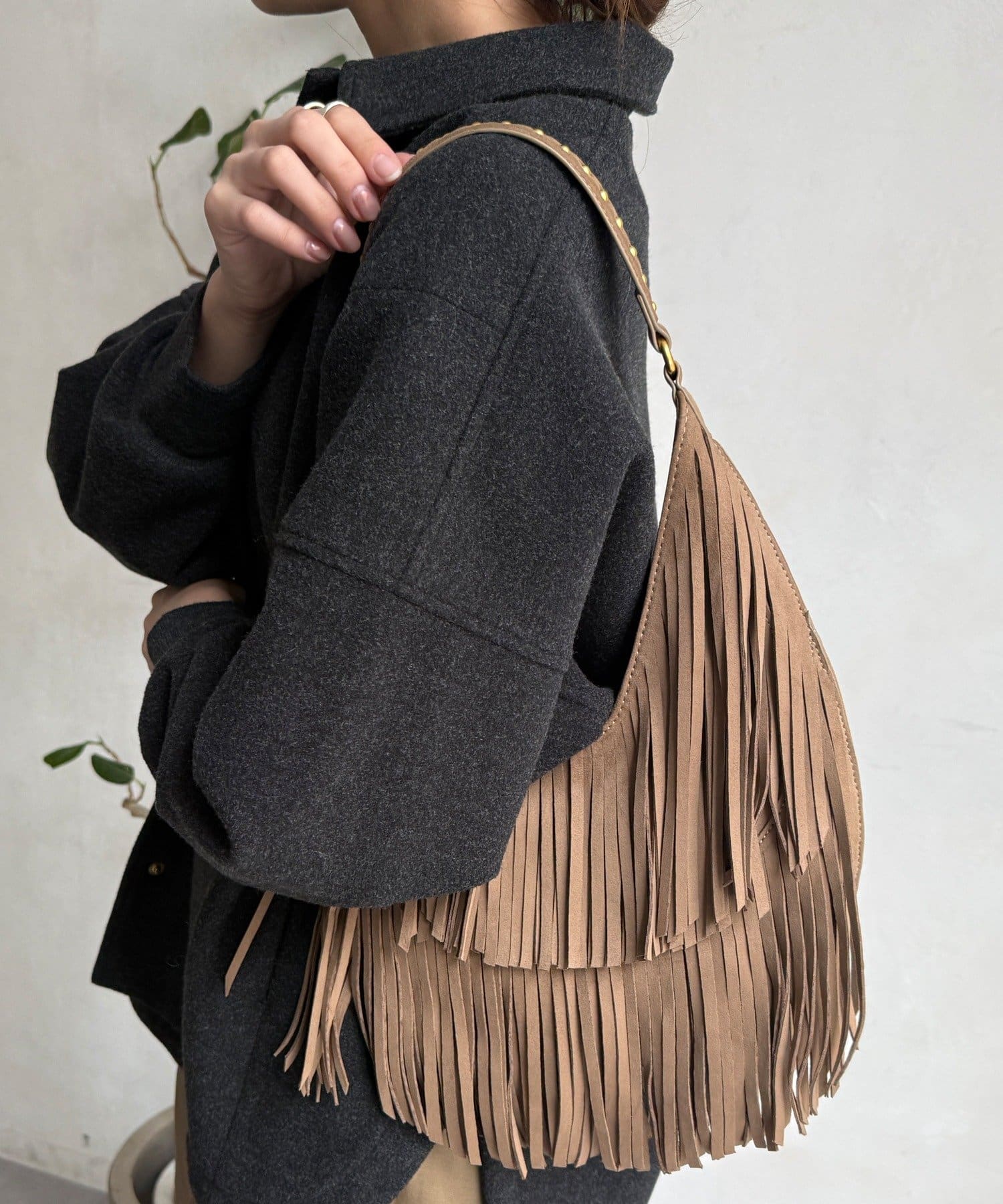 DOUDOU(ドゥドゥ) 【WEB限定】スエードフリンジセミショルダー