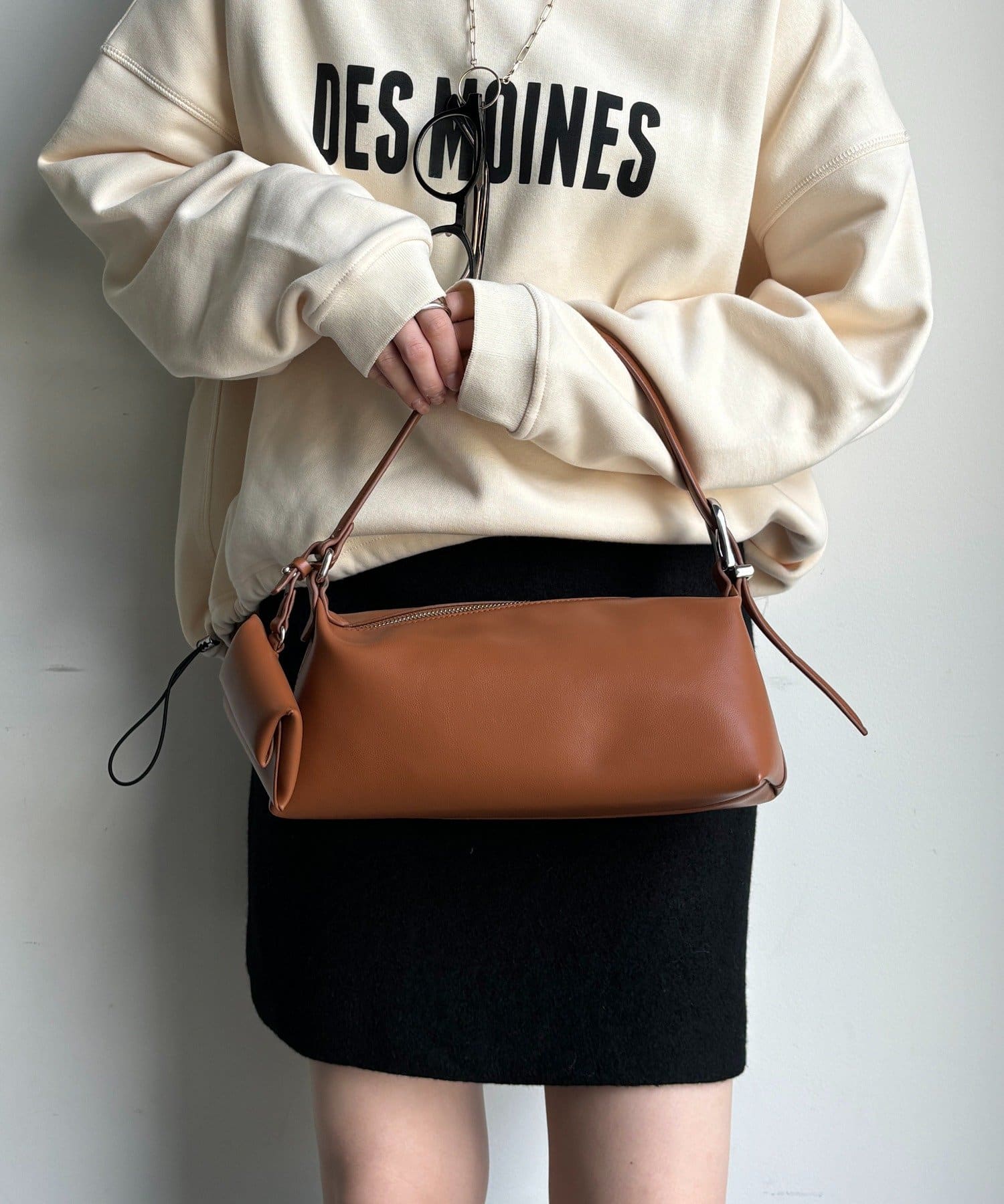 DOUDOU(ドゥドゥ) ツイストワンハンドルバッグ