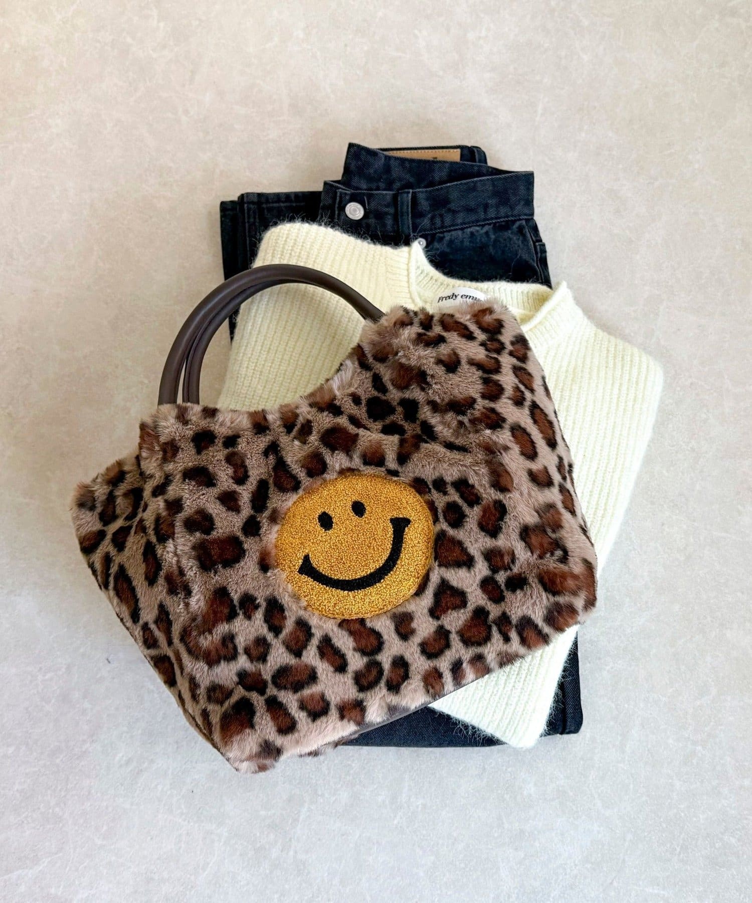 FREDY & GLOSTER(フレディ アンド グロスター) SMILY刺繍ファートート