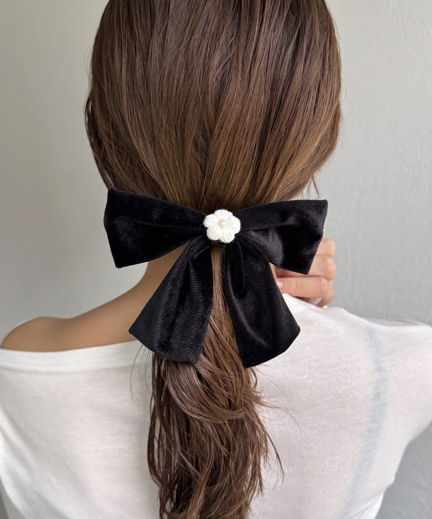 Lattice(ラティス) フラワーモチーフ付きリボンバレッタ