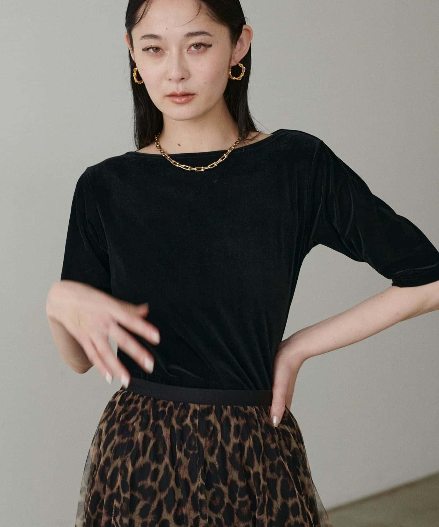 NICE CLAUP / OLIVE des OLIVE OUTLET(ナイスクラップ  / オリーブ デ オリーブ アウトレット) 【LARUTA】シアーベロア５分袖ドレーププルオーバー