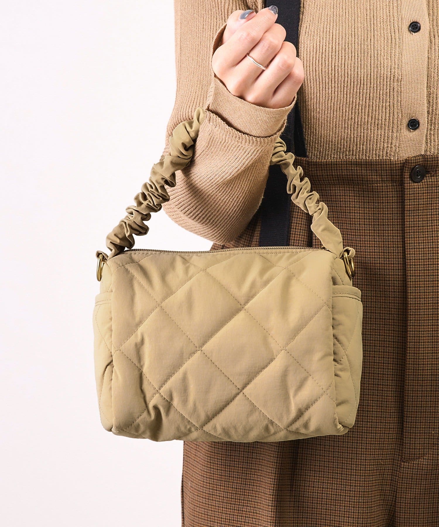 3COINS(スリーコインズ) 2wayキルティングショルダーバッグ