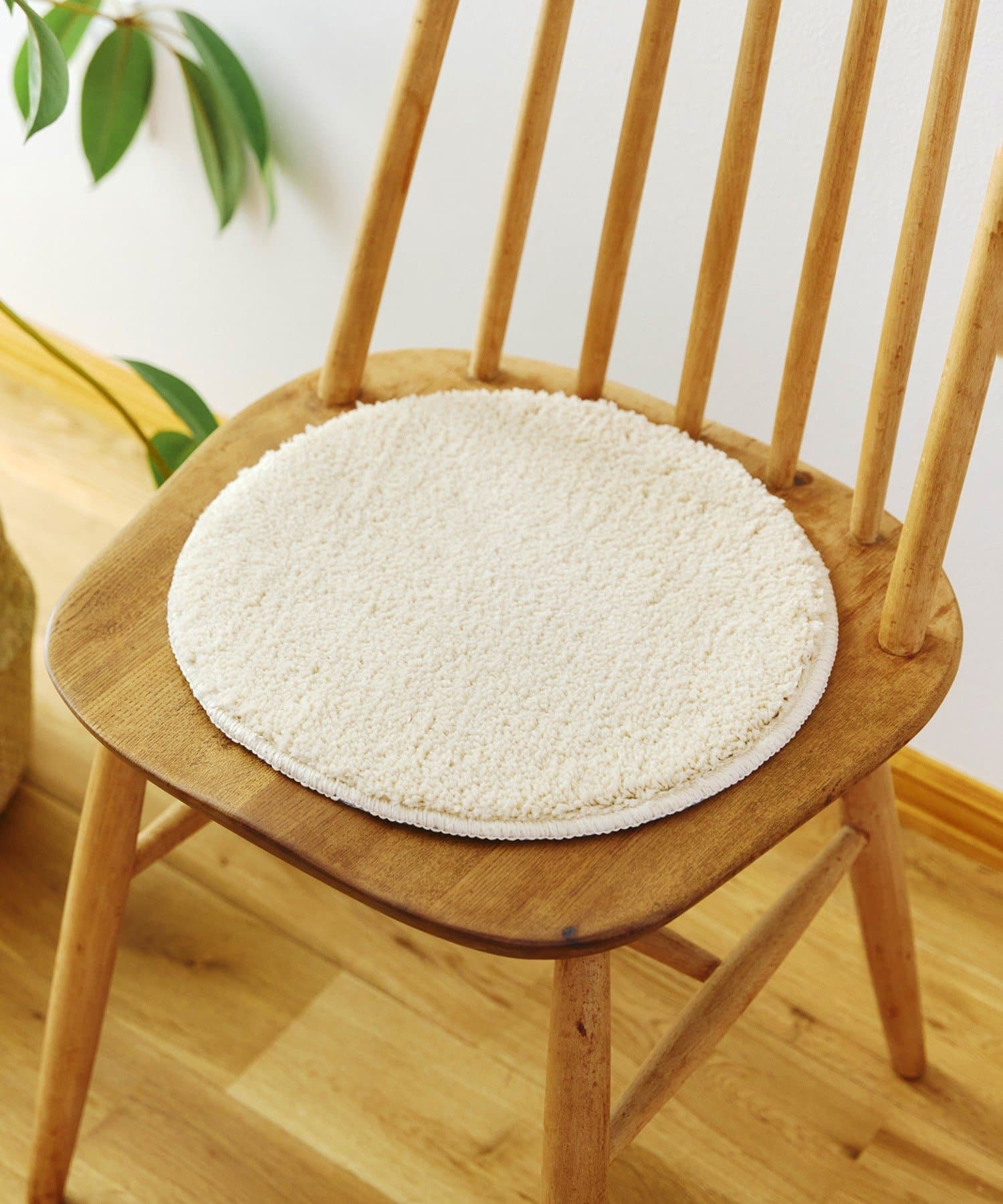 salut!(サリュ) fluffyチェアパッド