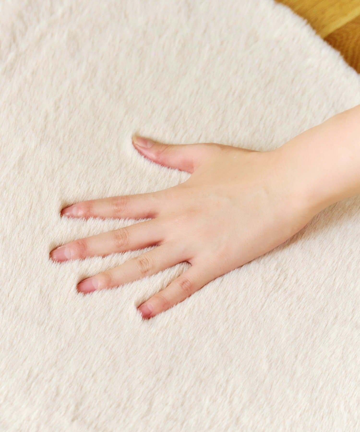 salut!(サリュ) フェイクラビットファーチェアパッド