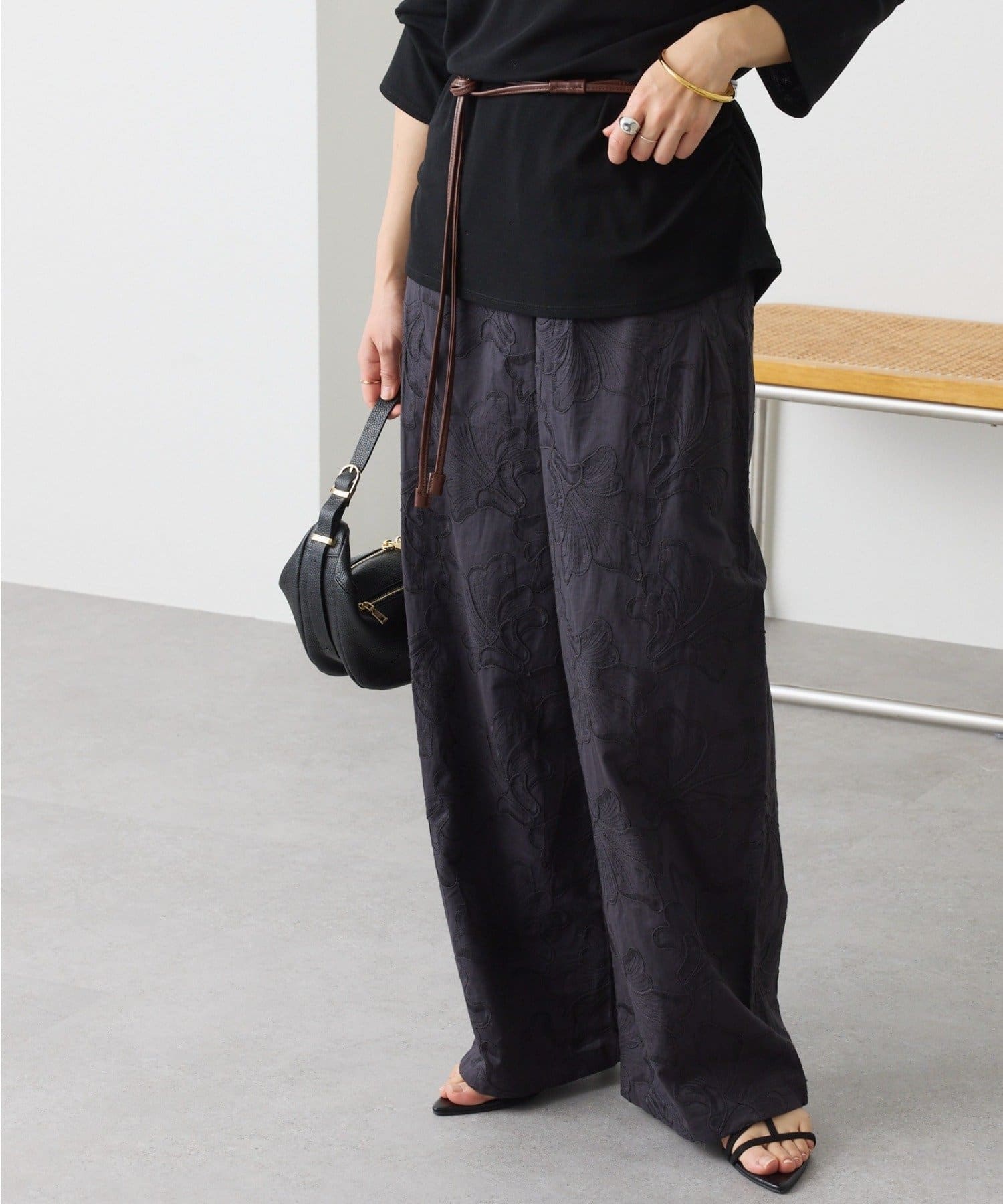 RIVE DROITE(リヴドロワ) 【トレンド感抜群】シフリ刺繍パンツ