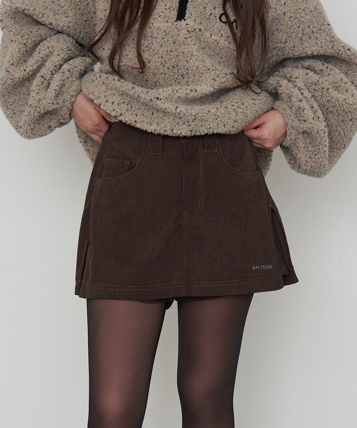 RAY CASSIN(レイカズン) コーデュロイピグメントマイクロショーツ