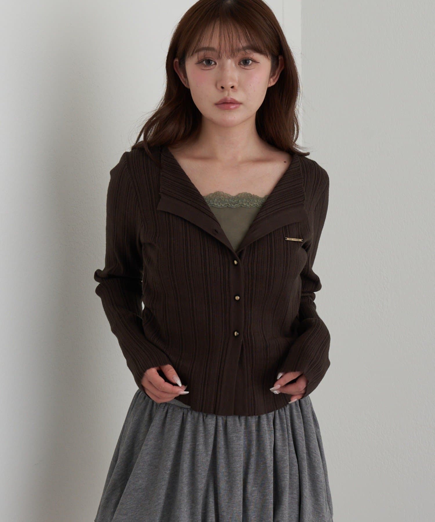 RAY CASSIN(レイカズン) レースレイヤードリブ前あきニット