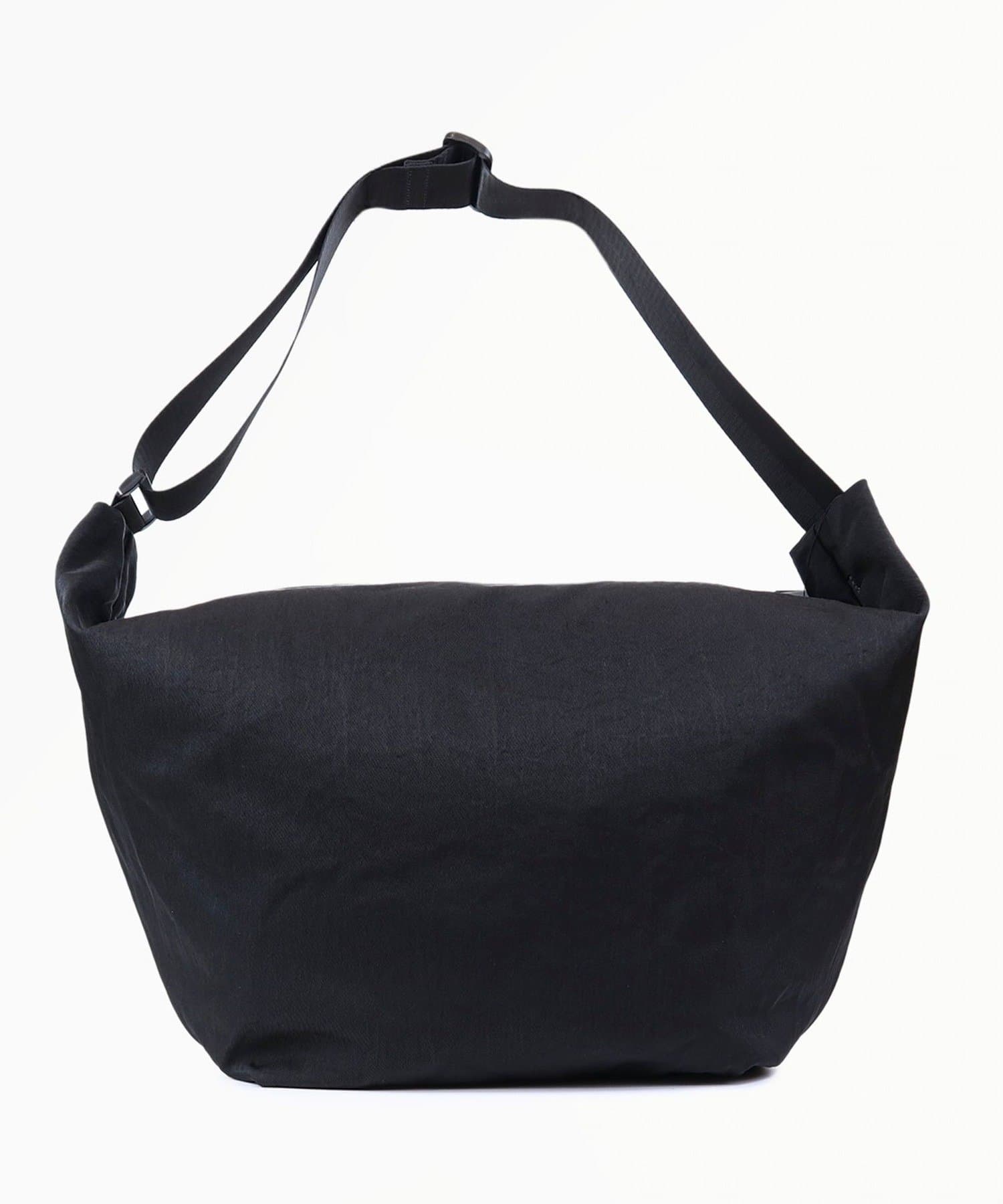 FREDY & GLOSTER(フレディ アンド グロスター) 【SML/エスエムエル】STOMACH SHOULDERBAG L