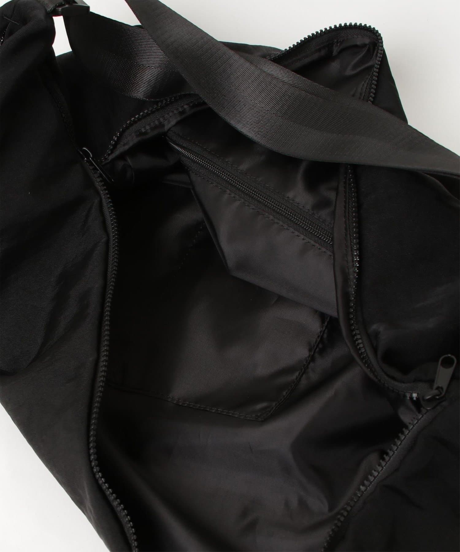 FREDY & GLOSTER(フレディ アンド グロスター) 【SML/エスエムエル】STOMACH SHOULDERBAG L