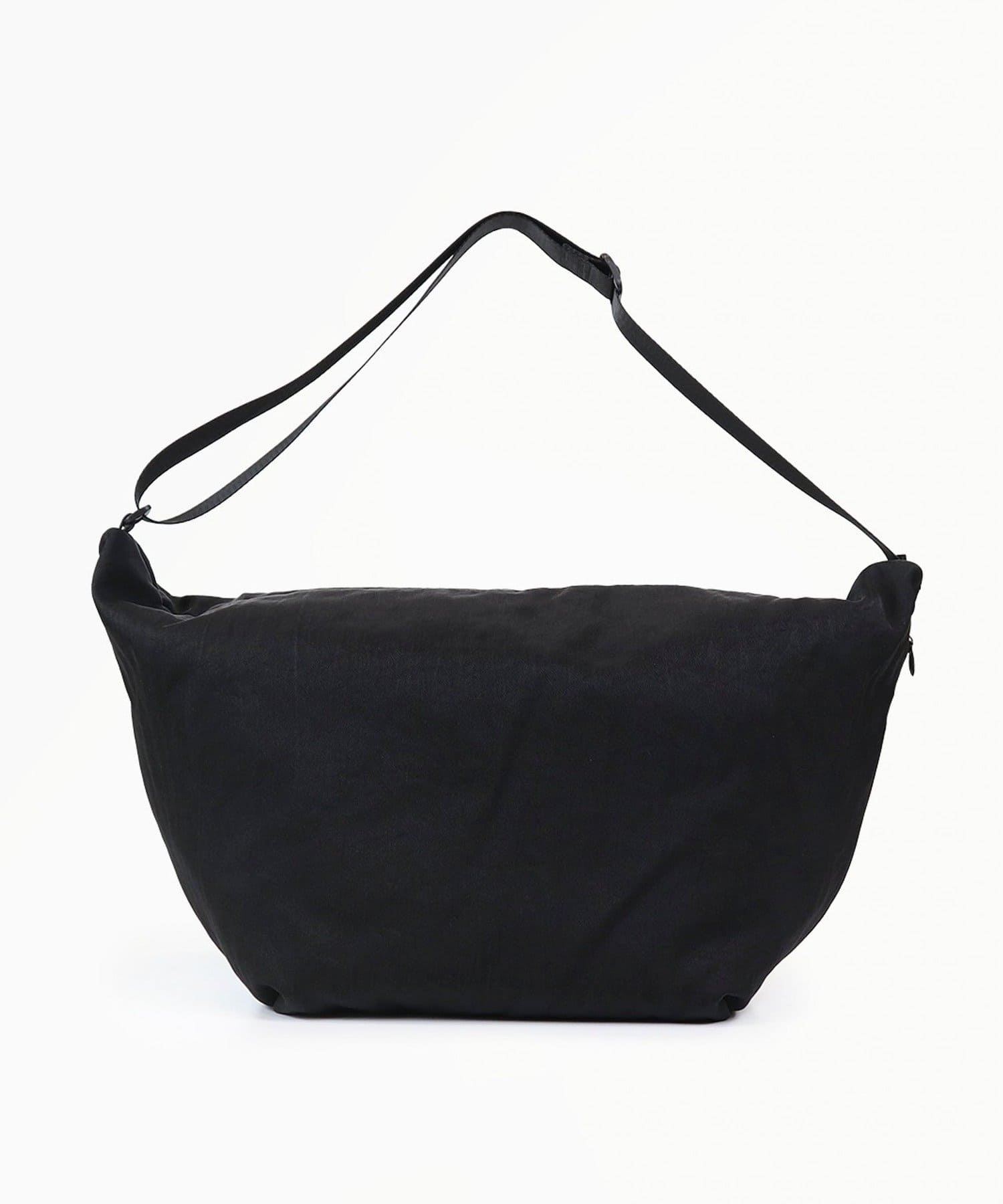 FREDY & GLOSTER(フレディ アンド グロスター) 【SML/エスエムエル】STOMACH SHOULDERBAG M