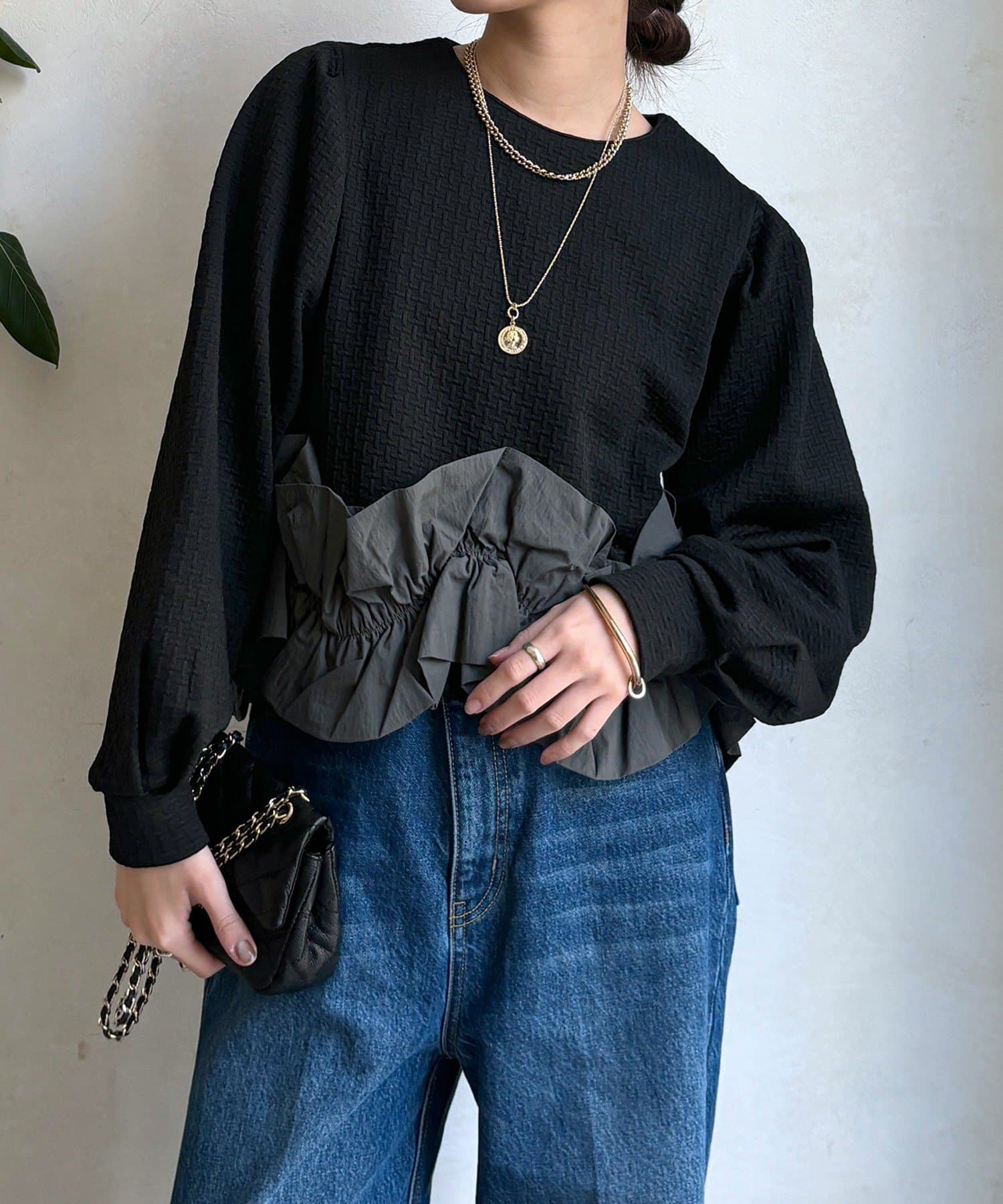 DOUDOU(ドゥドゥ) 【WEB限定】フクレジャガード裾フリルトップス