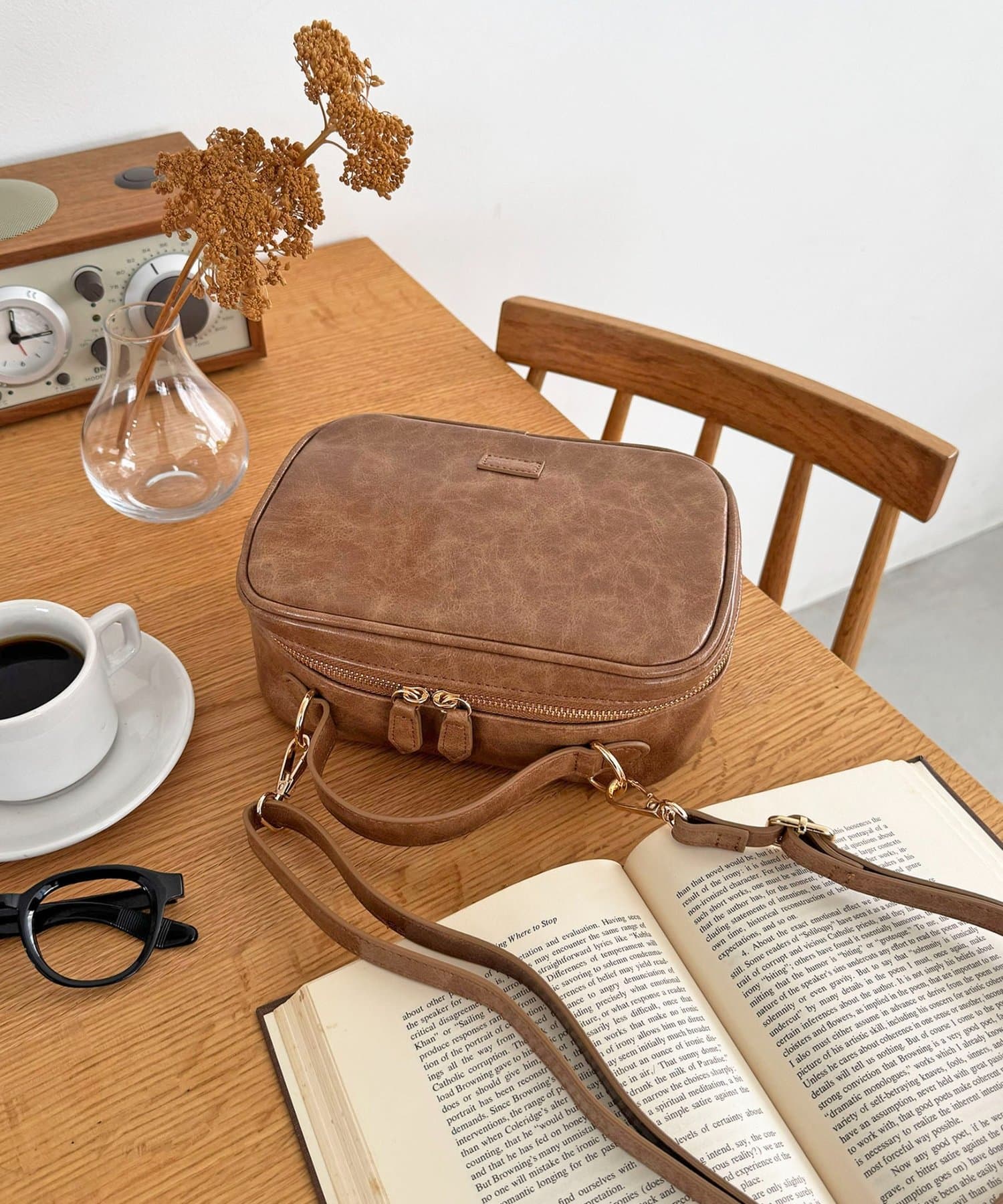 DISCOAT(ディスコート) フロントオープンカメラショルダーバッグ