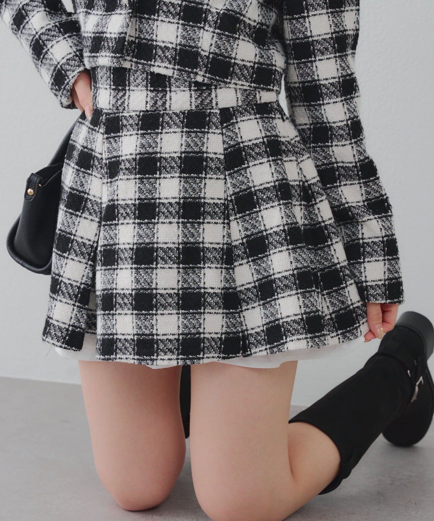 Remind me and forever(リマインドミーアンドフォーエバー) 【セットアップ対応】ツイード裾チラリミニスカート