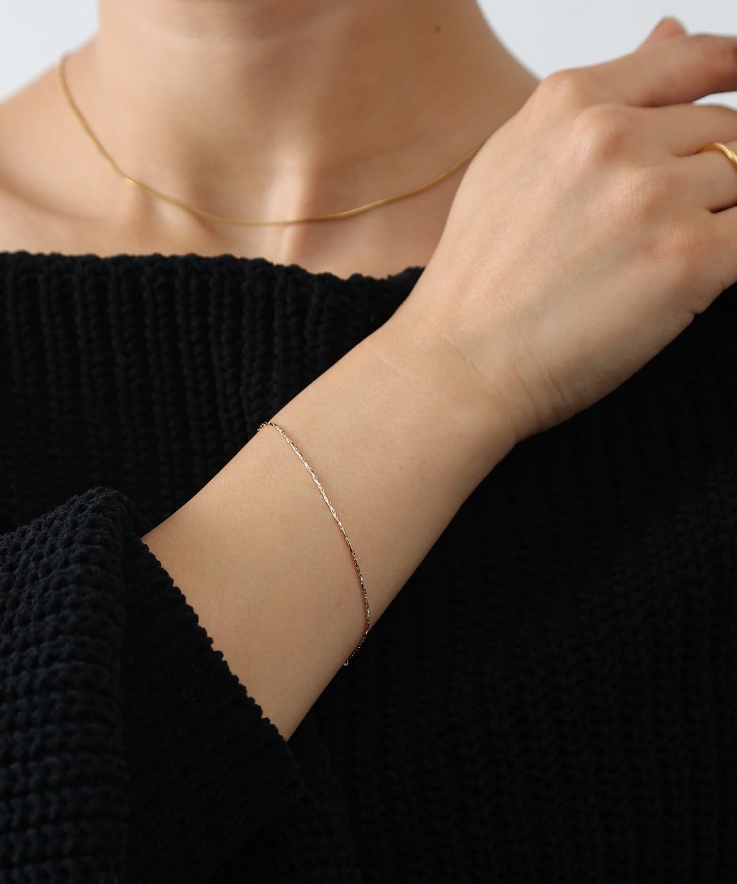 COLONY 2139(コロニー トゥーワンスリーナイン) チェーンブレスレット