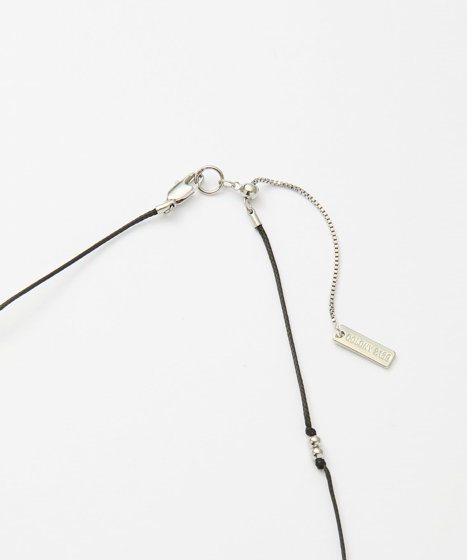 COLONY 2139(コロニー トゥーワンスリーナイン) メタリックパールコードネックレス