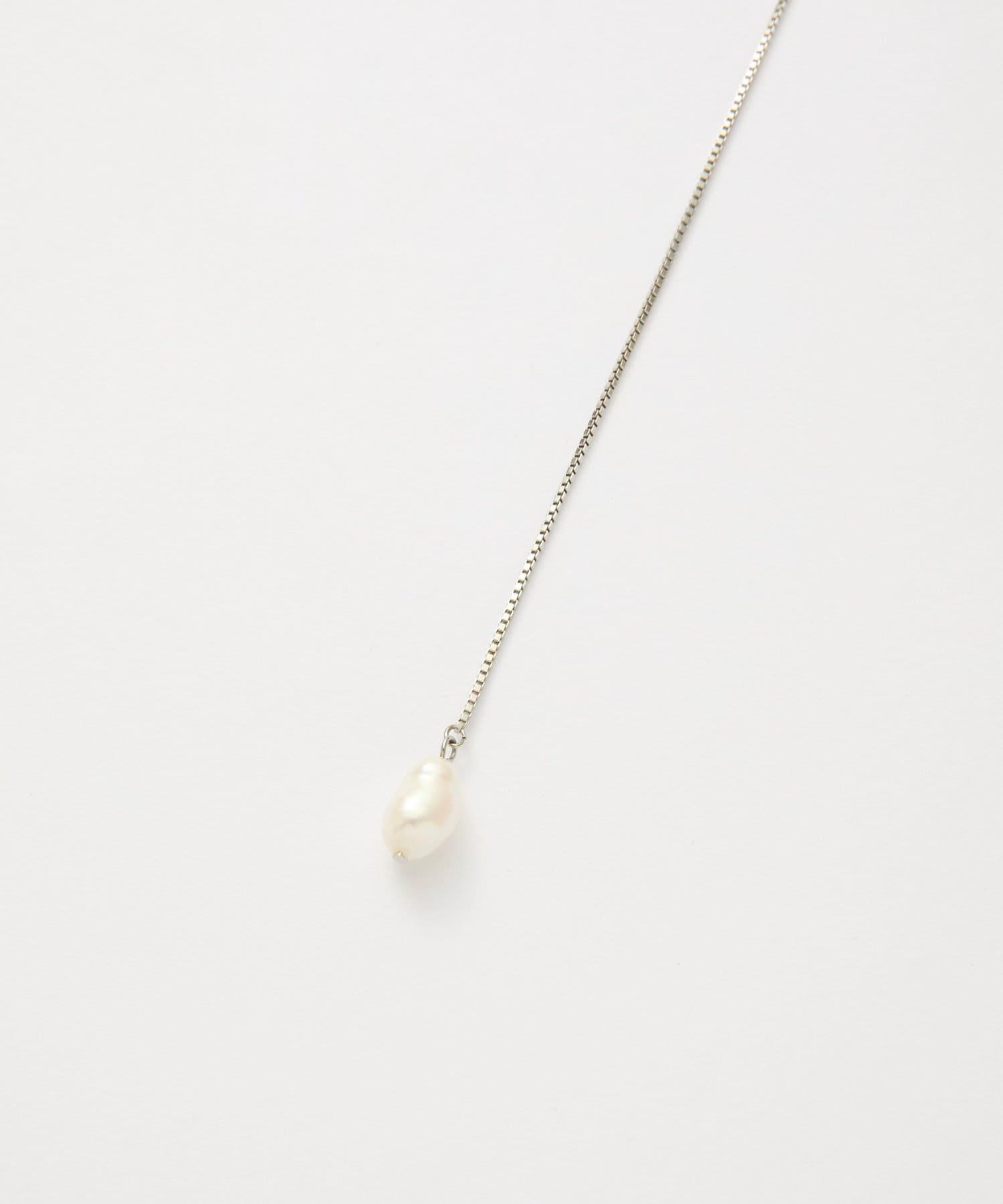 COLONY 2139(コロニー トゥーワンスリーナイン) パールYシルエットネックレス