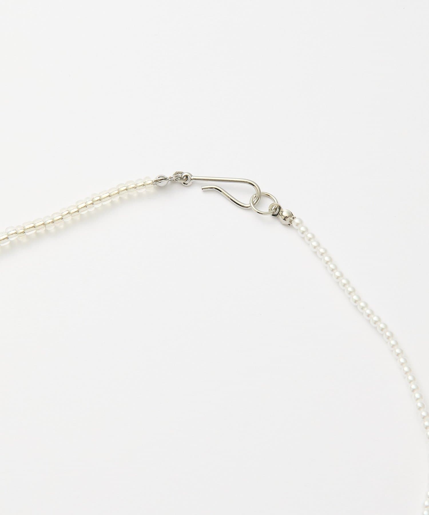 COLONY 2139(コロニー トゥーワンスリーナイン) パールビーズハーフネックレス