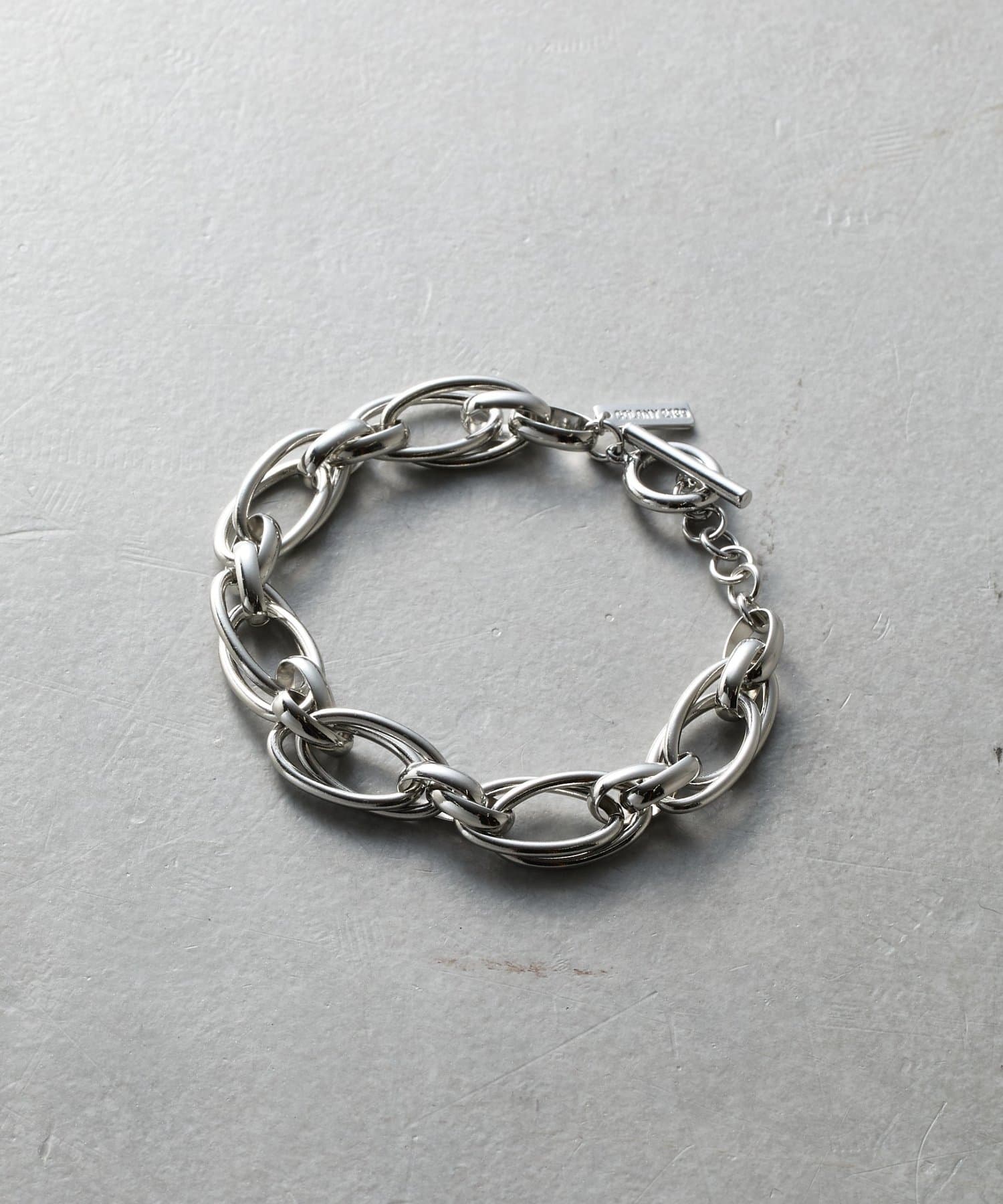 COLONY 2139(コロニー トゥーワンスリーナイン) オーバーラップチェーンブレスレット