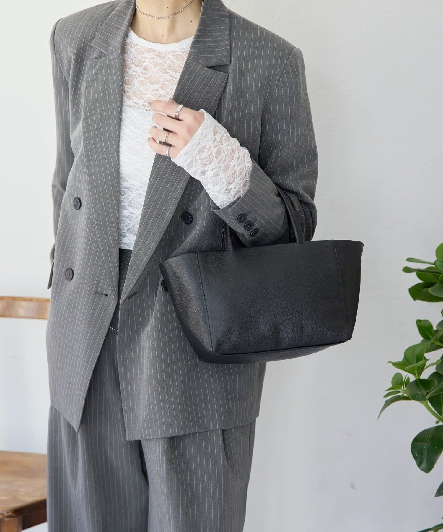 ear PAPILLONNER(イア パピヨネ) 《本革》ボックストートバッグS