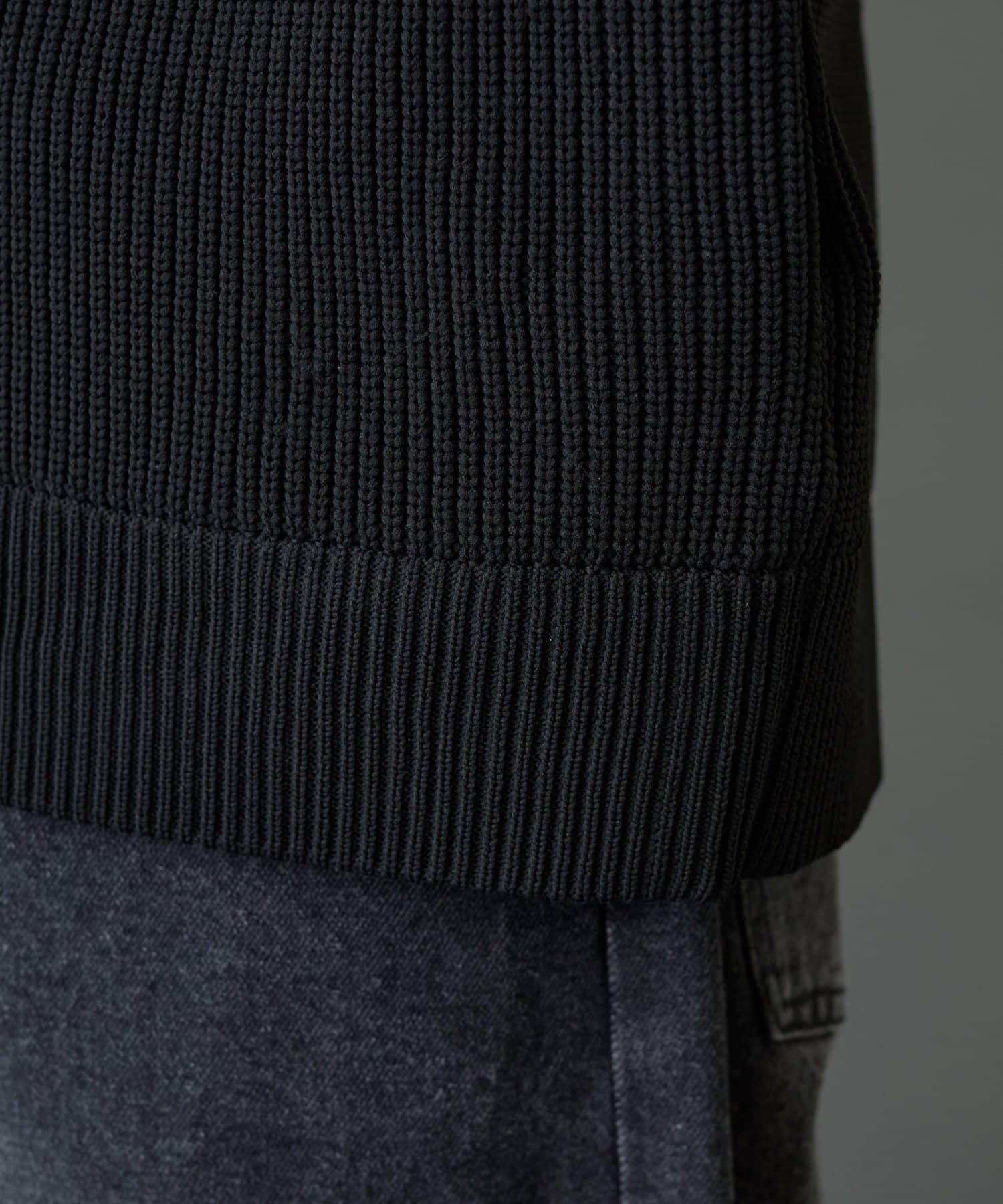 COLONY 2139(コロニー トゥーワンスリーナイン) テックニットジップパーカー