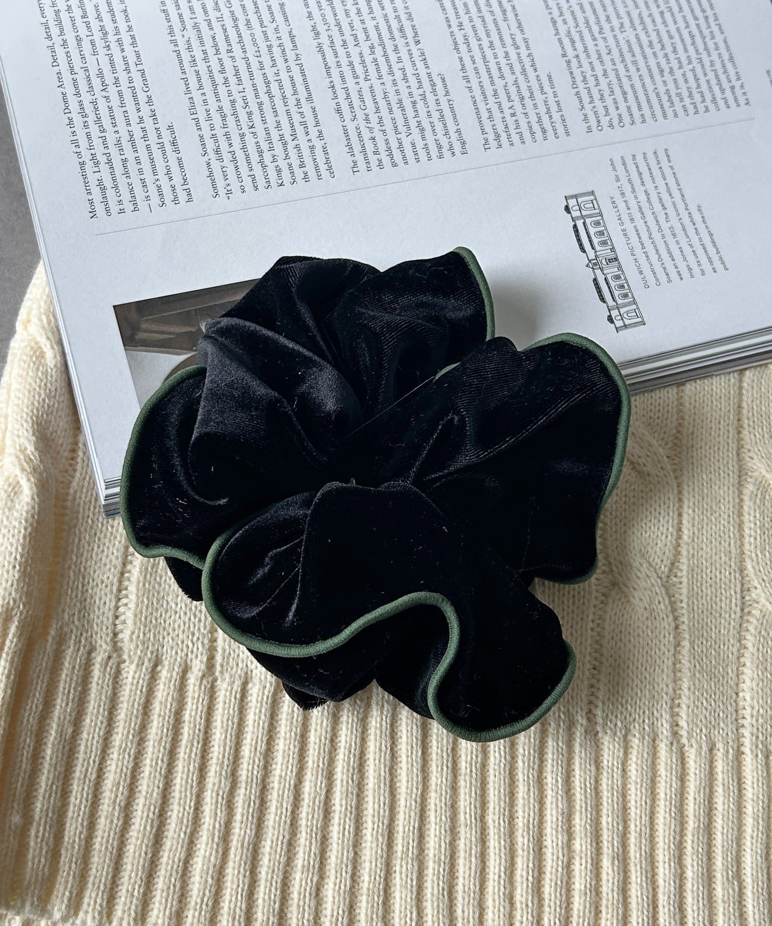 CPCM(シーピーシーエム) ベロアメローシュシュ