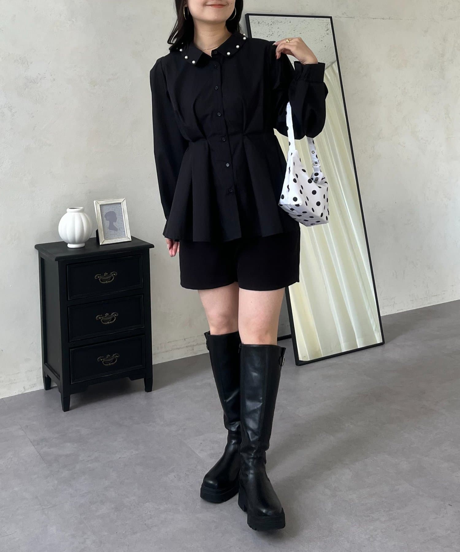 prose verse(プロズヴェール) パール襟タックペプラムブラウス