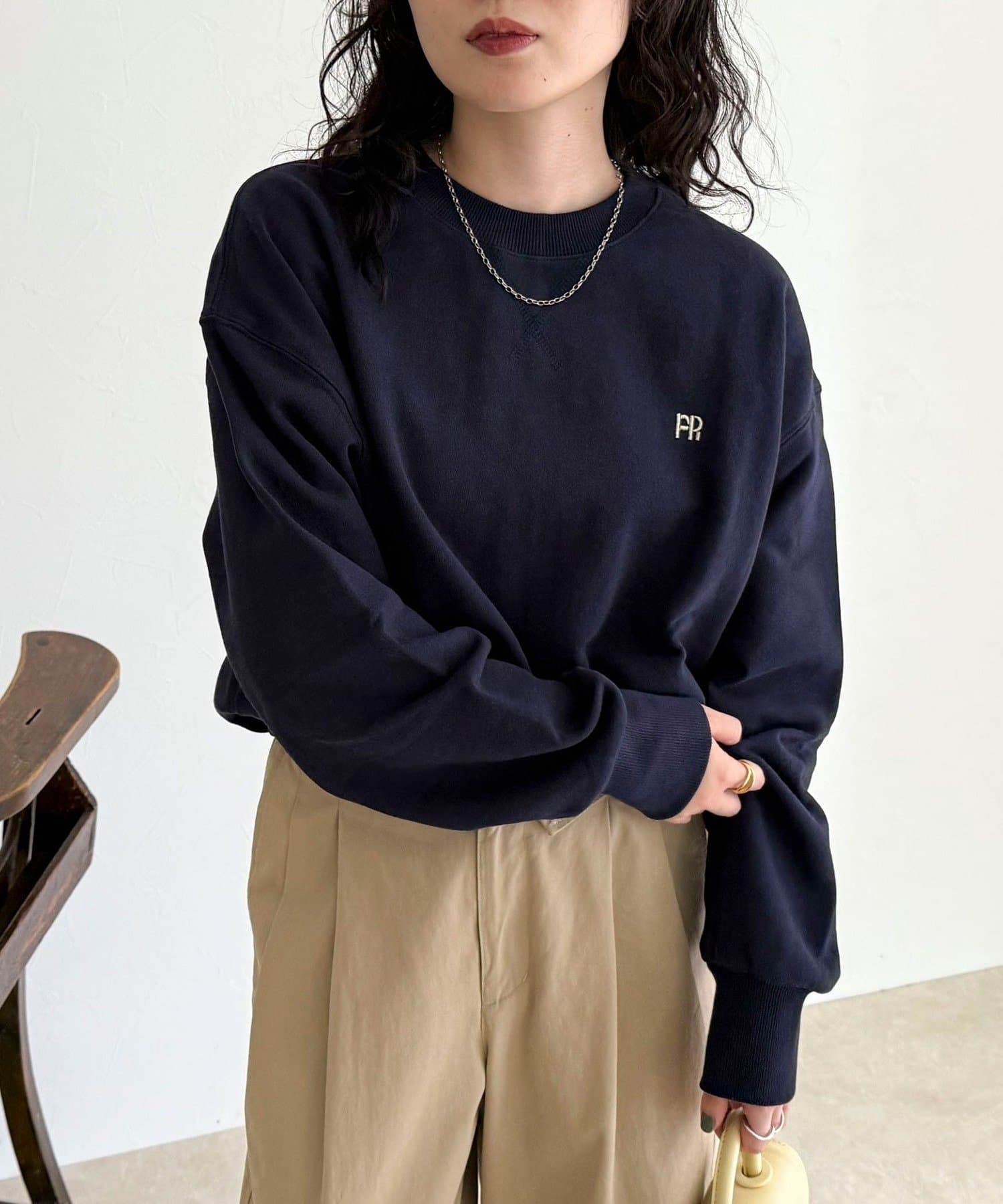 FREDY & GLOSTER(フレディ アンド グロスター) FR刺繍裏毛スウェット