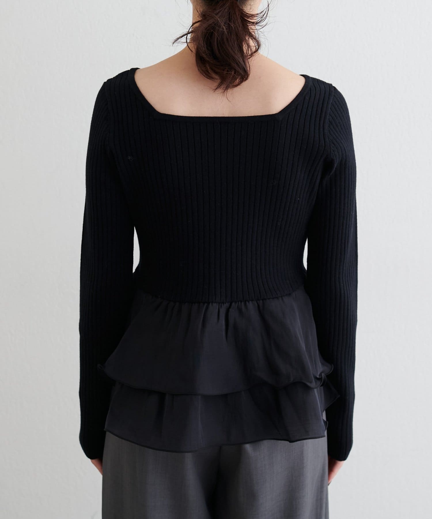 LARUTA(ラルータ) 【Yurie企画】前後2WAYペプラムフリルニット