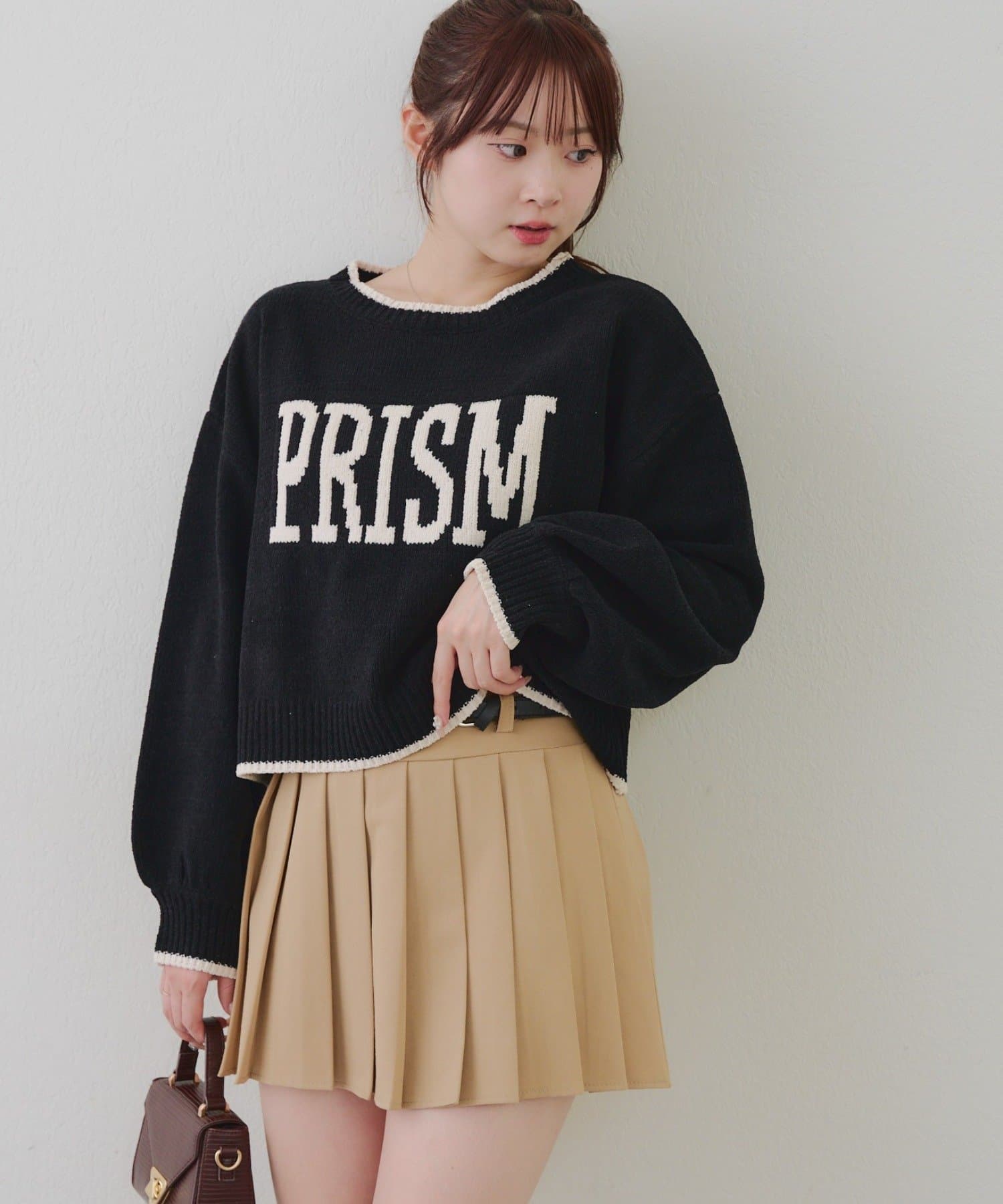 Remind me and forever(リマインドミーアンドフォーエバー) モール配色ラインロゴニット