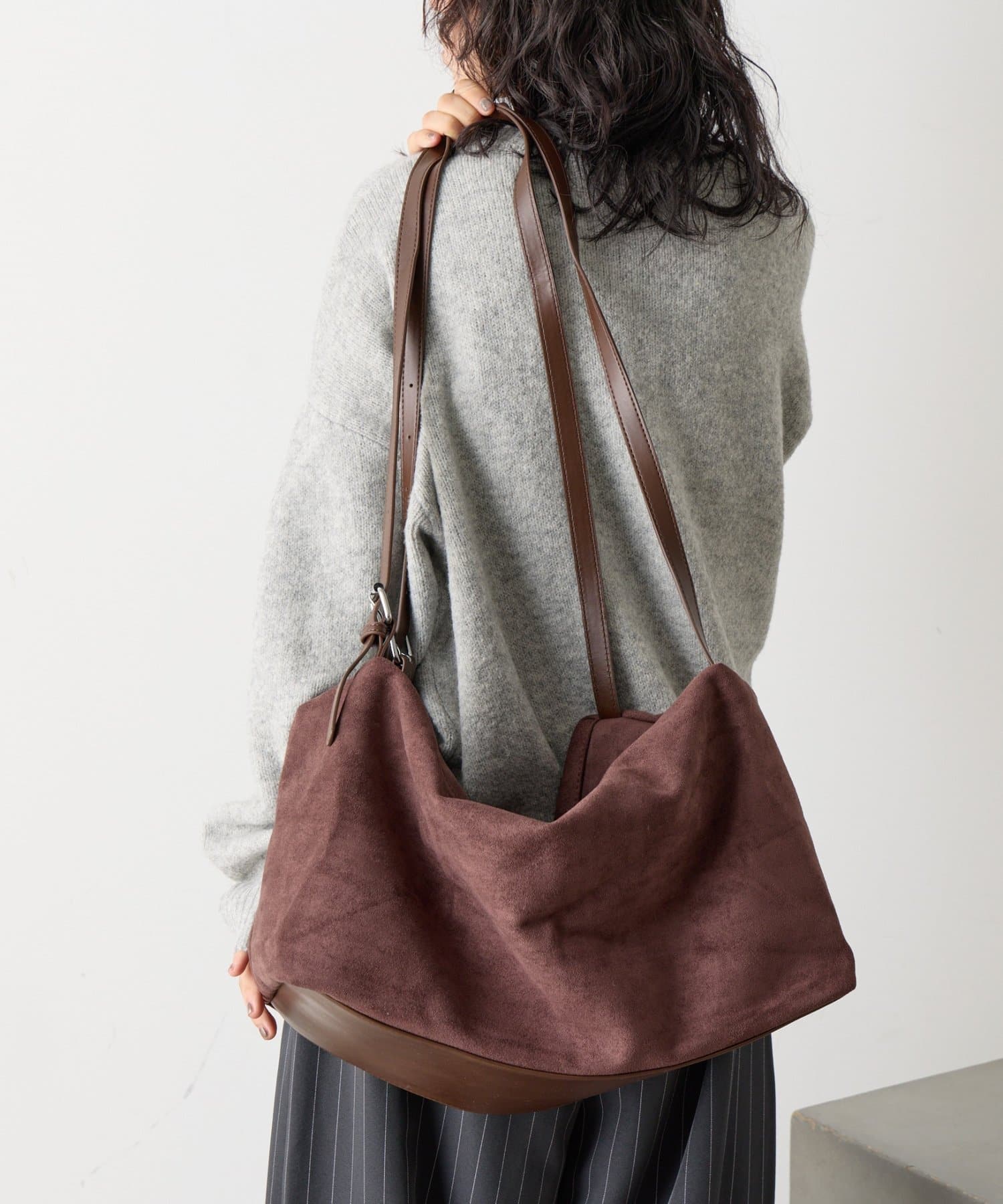 -goocy-(グーシー) 【季節感漂う！】Fスエード立体ショルダーバッグ