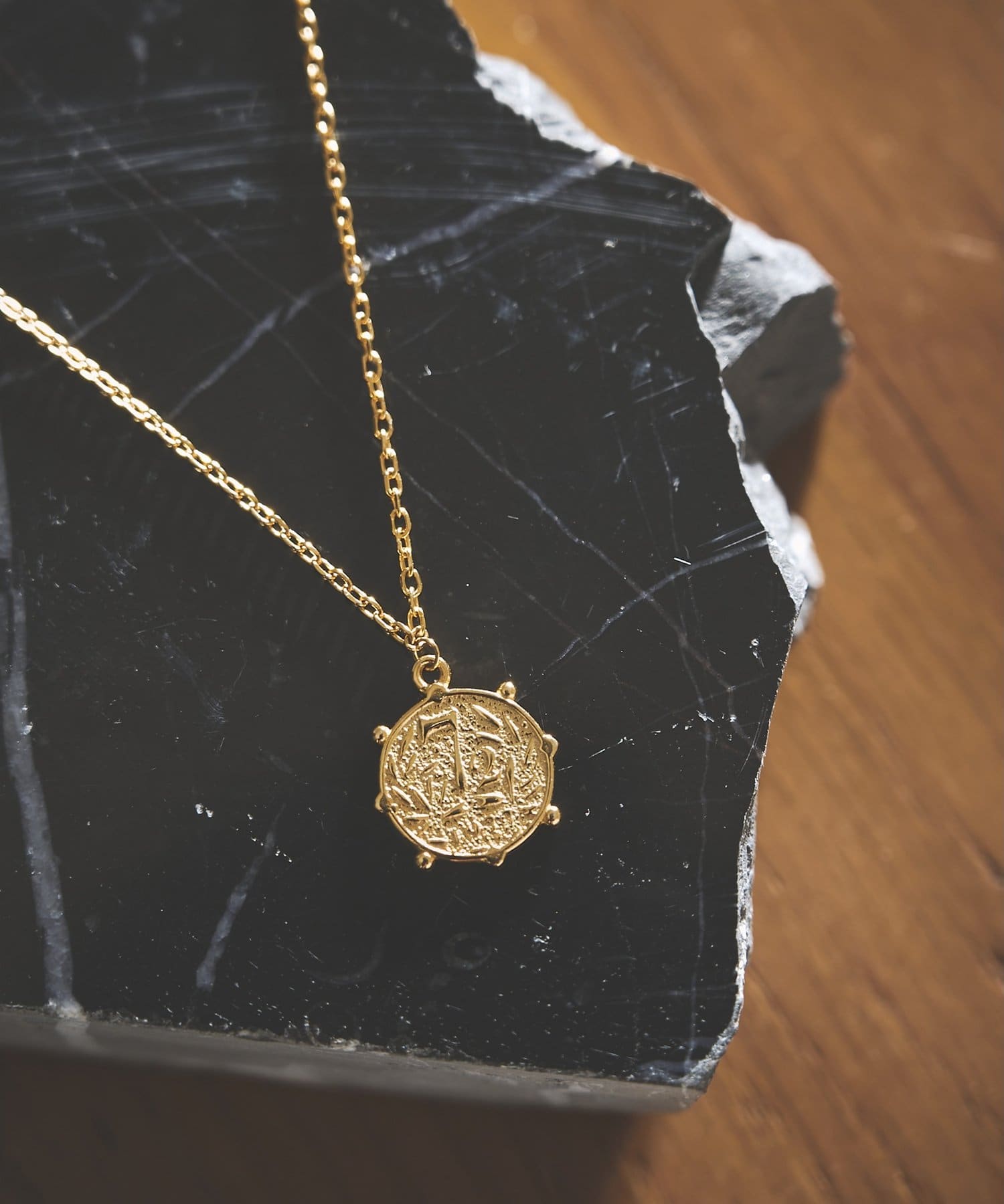 Whim Gazette(ウィム ガゼット) 【Hoaw.】コインネックレス