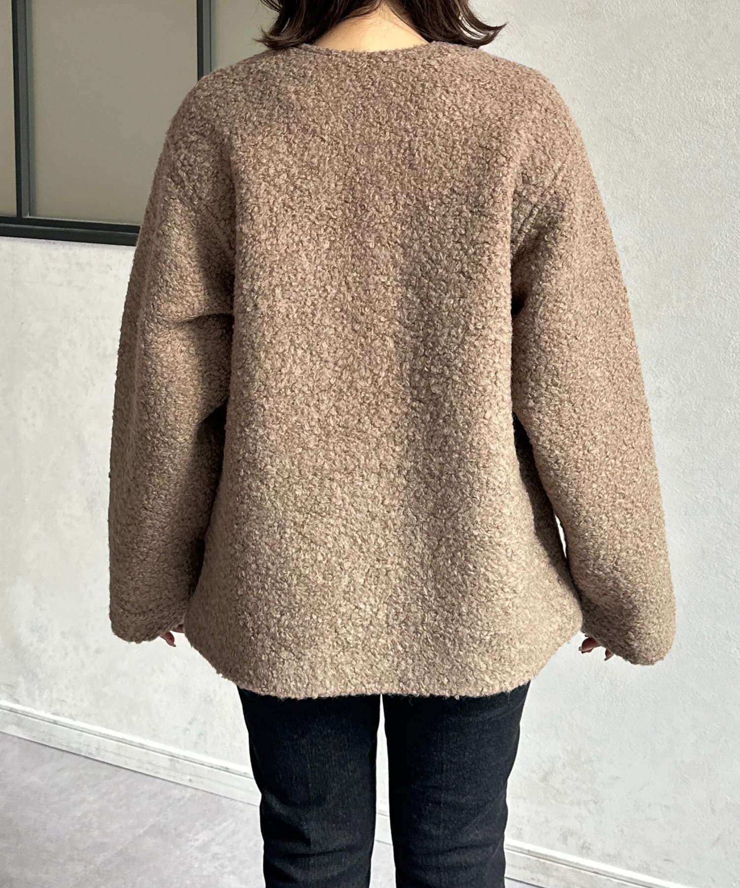 Thevon.(ゼヴォン) GOLDボタンノーカラーボアジャケット