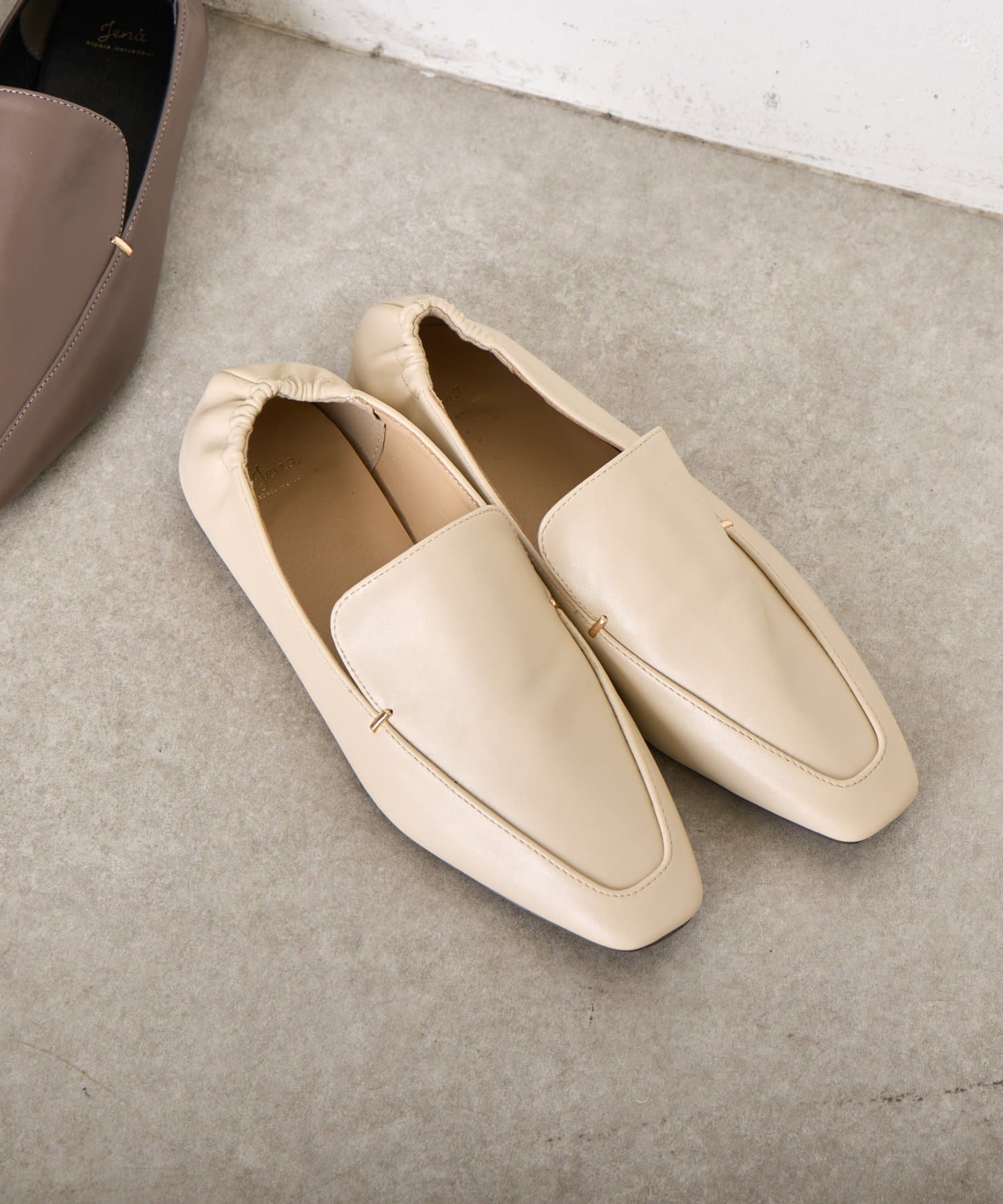 Jena　espace merveilleux(ジェナ　エスパスメルヴェイユ) フラットソフトパンプス