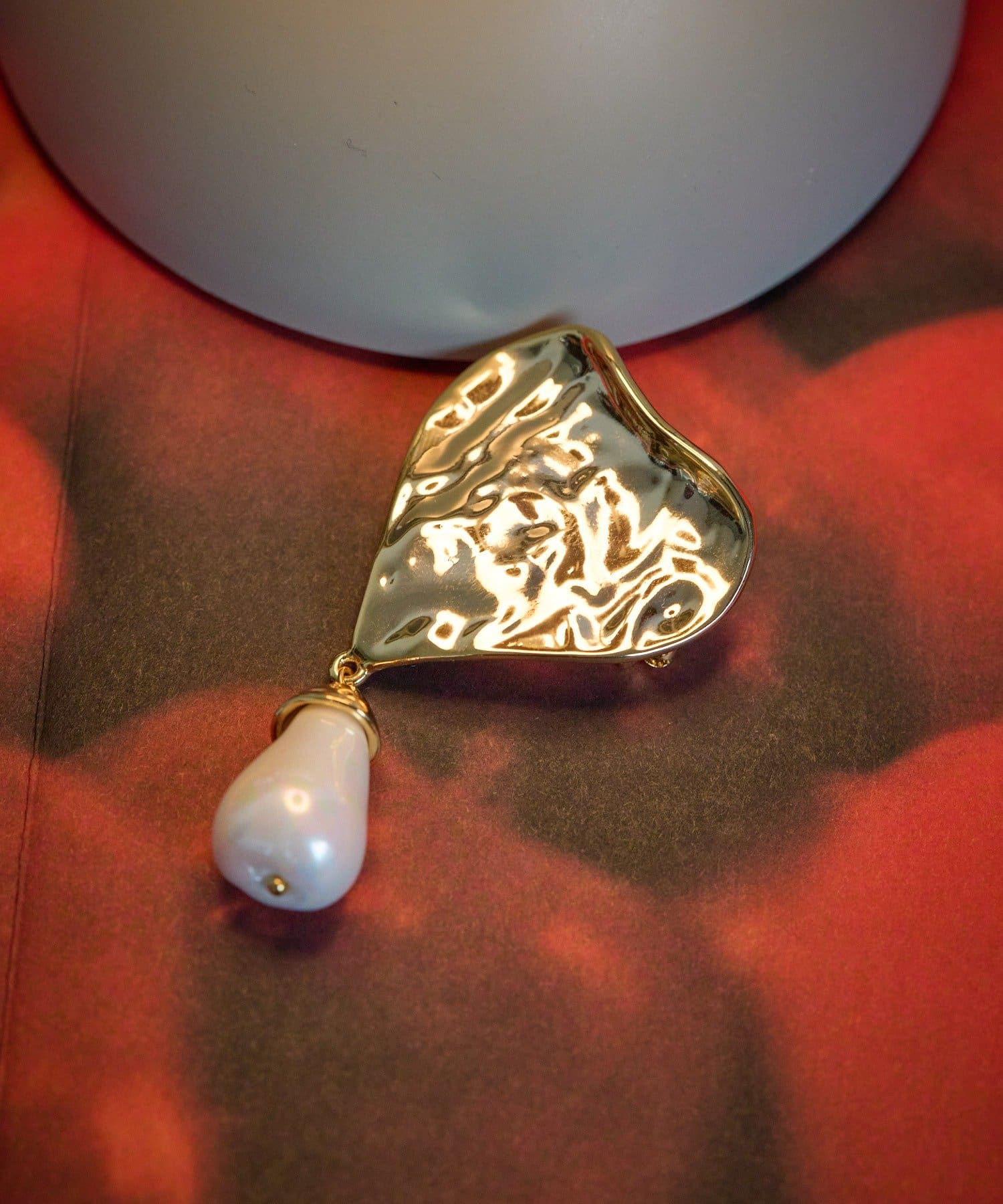 ear PAPILLONNER(イア パピヨネ) 《WEB限定》ハート×雫パールブローチ