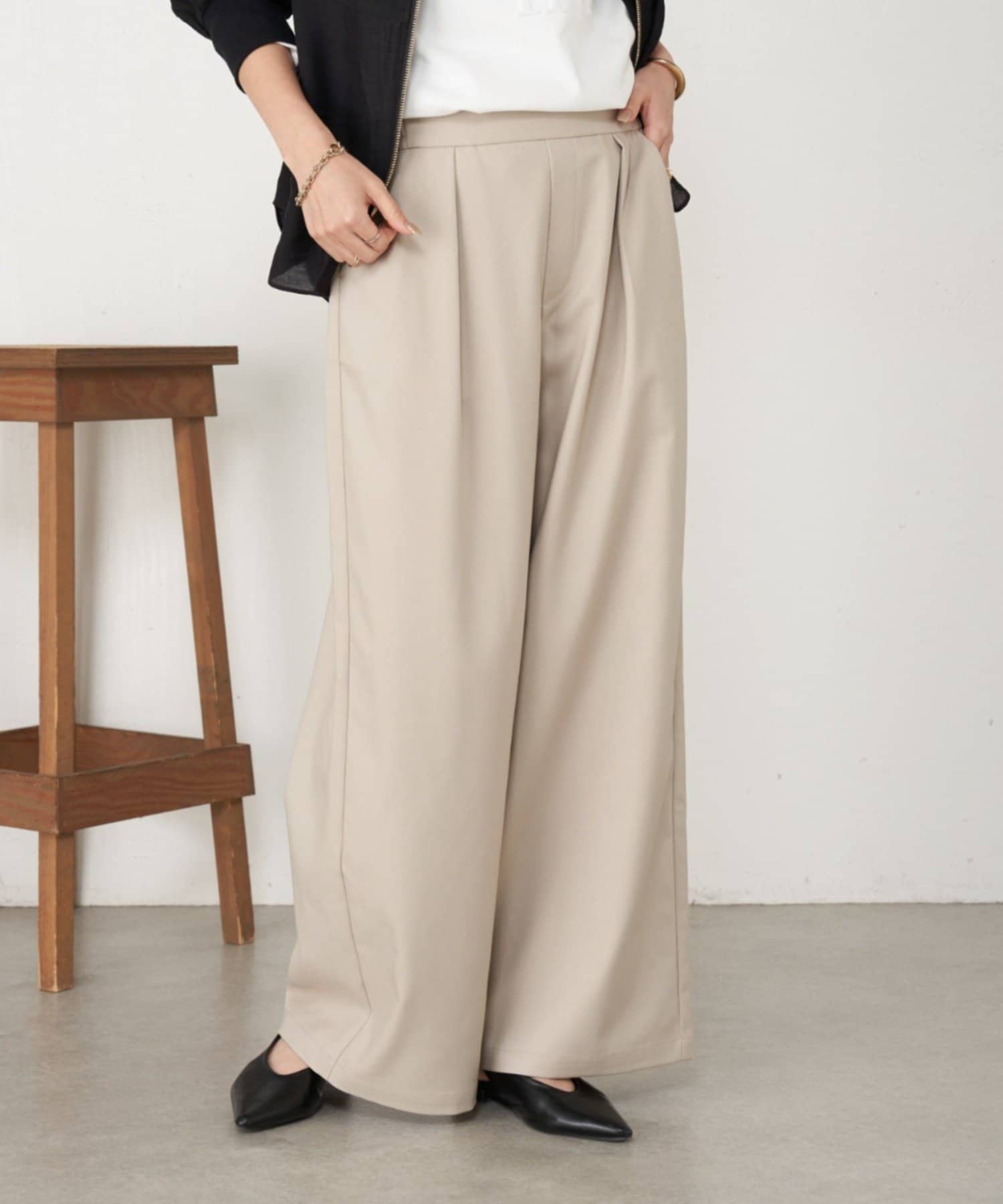 Jena　espace merveilleux(ジェナ　エスパスメルヴェイユ) 【美脚見え◎】ワンタックワイドパンツ