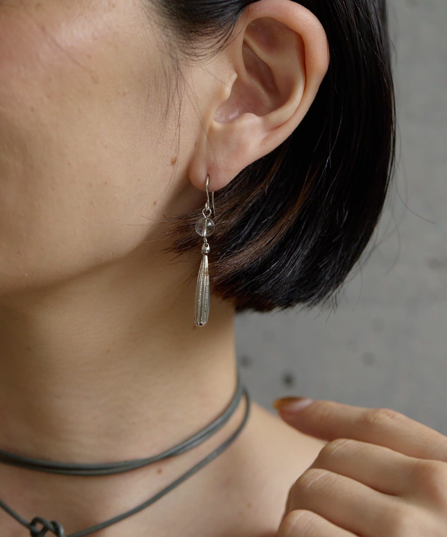 ear PAPILLONNER(イア パピヨネ) ロングドロップピアス