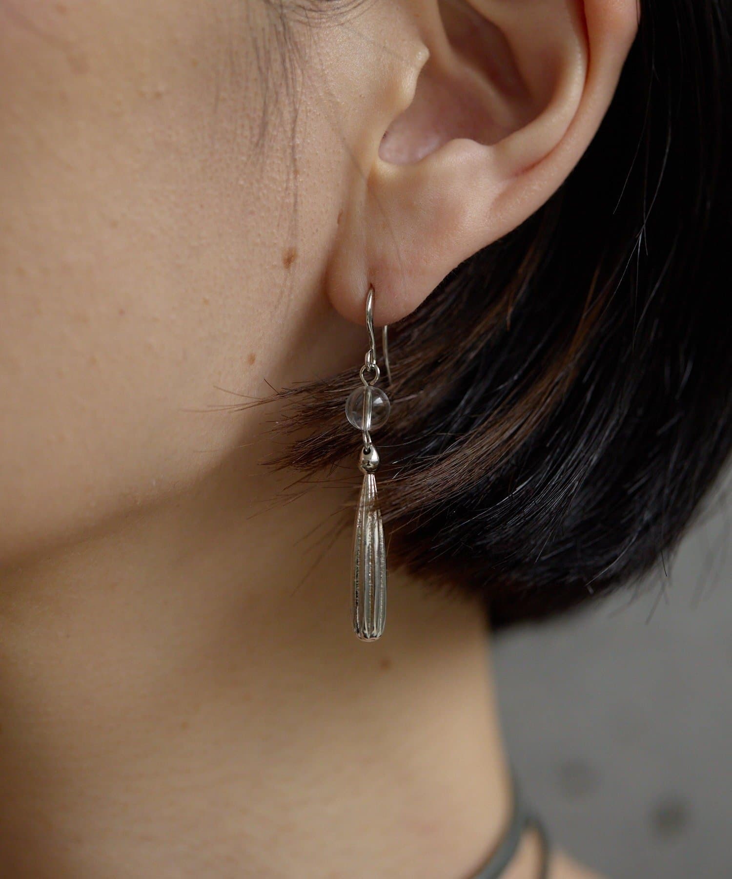 ear PAPILLONNER(イア パピヨネ) ロングドロップピアス