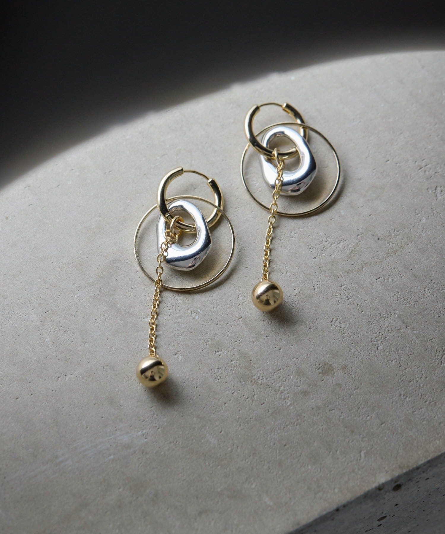 ear PAPILLONNER(イア パピヨネ) ドレスアップフープピアス