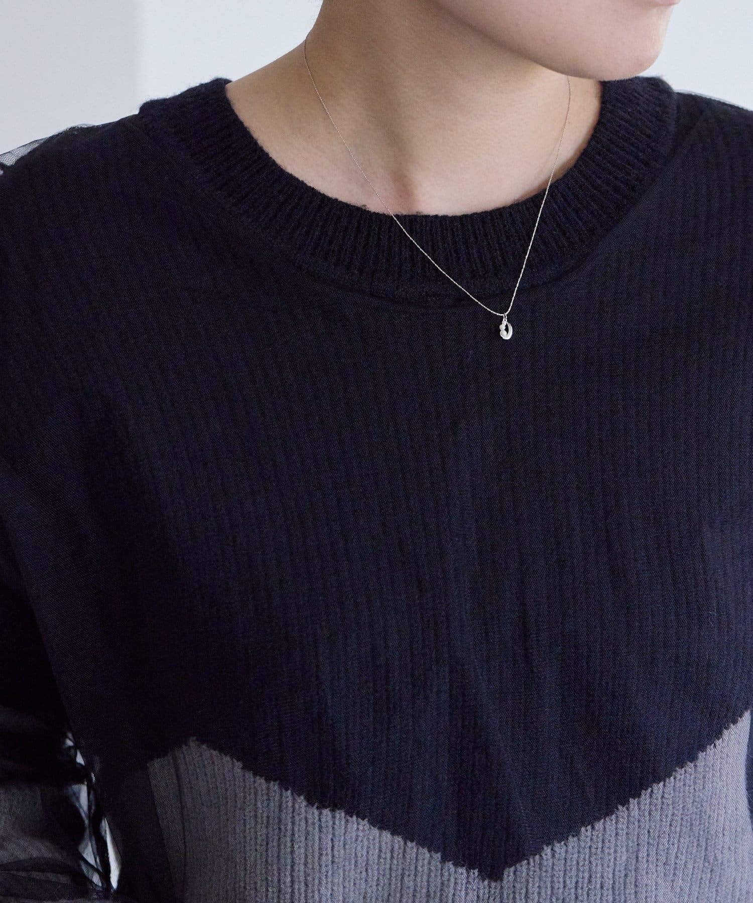 ear PAPILLONNER(イア パピヨネ) スリーパールネックレス